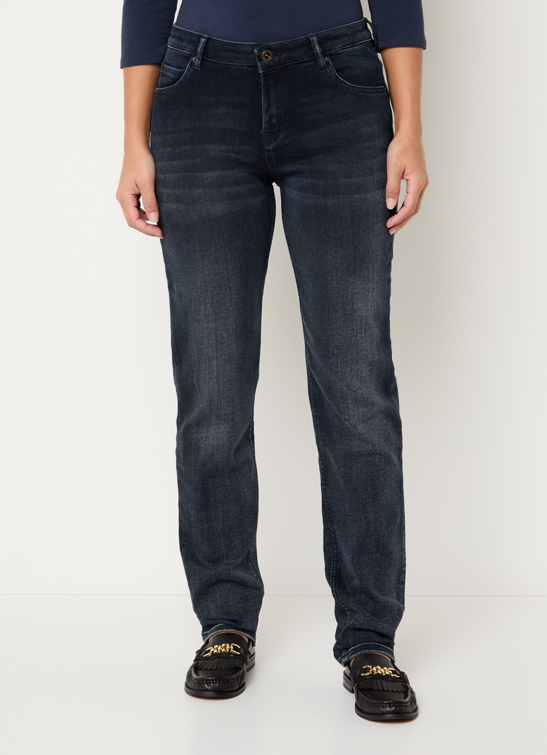 Rosner Studio Masha mid waist slim fit jeans met steekzakken - detail donkerblauw