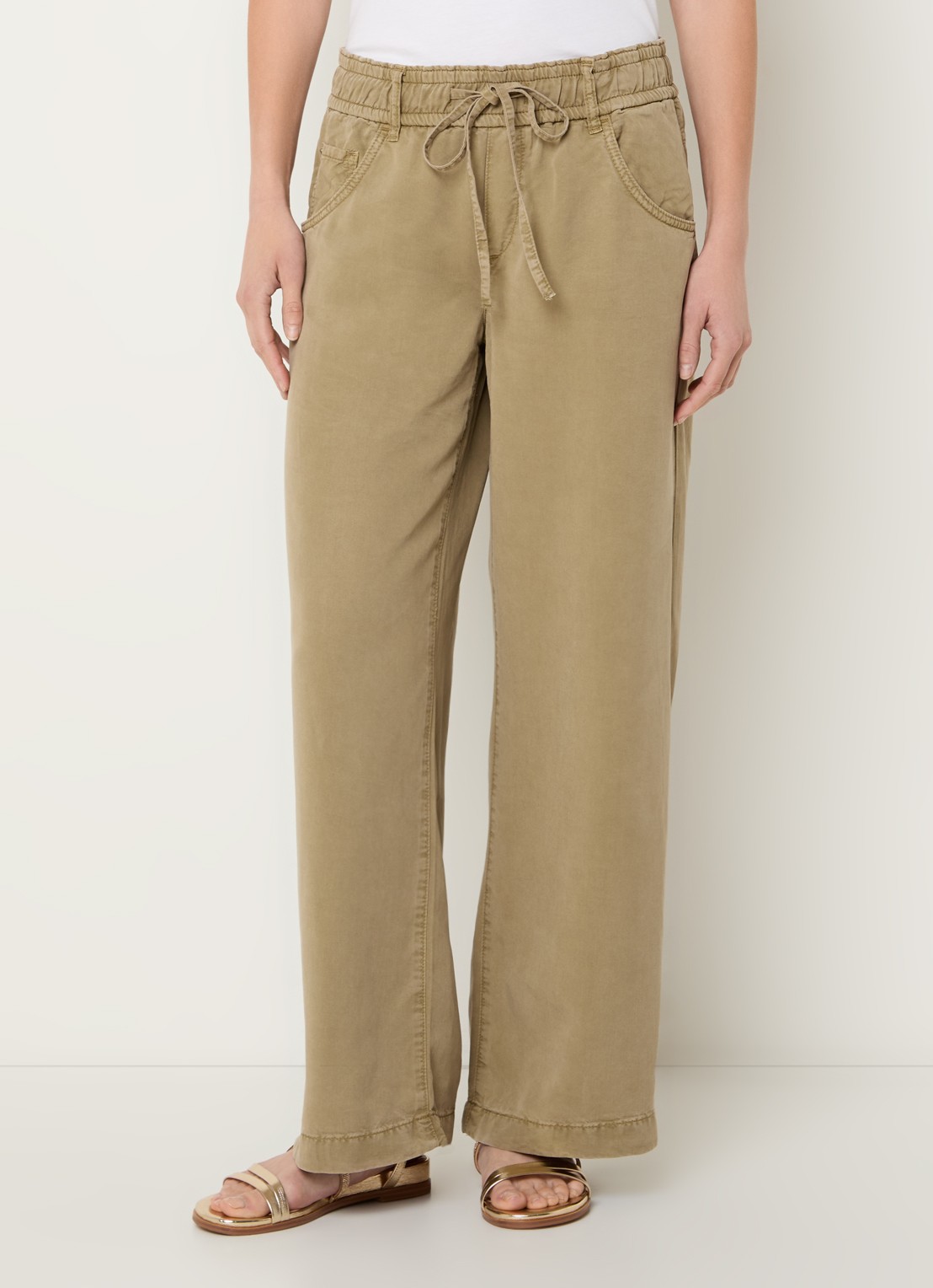 Rosner Studio Mid waist straight fit broek met steekzakken - detail khaki