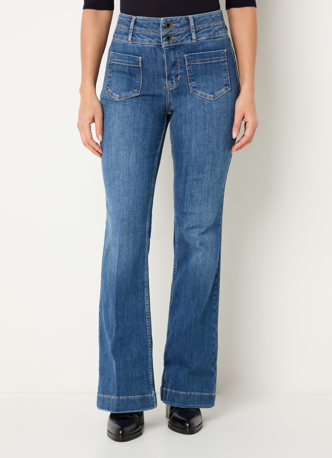 Rosner Studio Rosner high waist flared jeans met medium wassing - detail 3 indigo