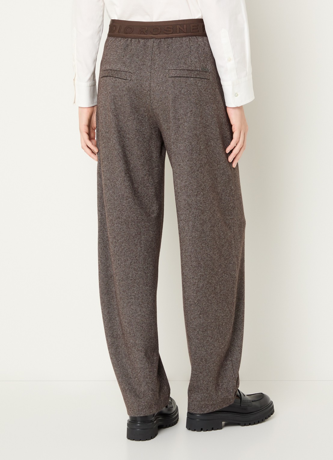 Rosner Studio Straight fit pantalon met steekzakken - achterkant lichtbruin