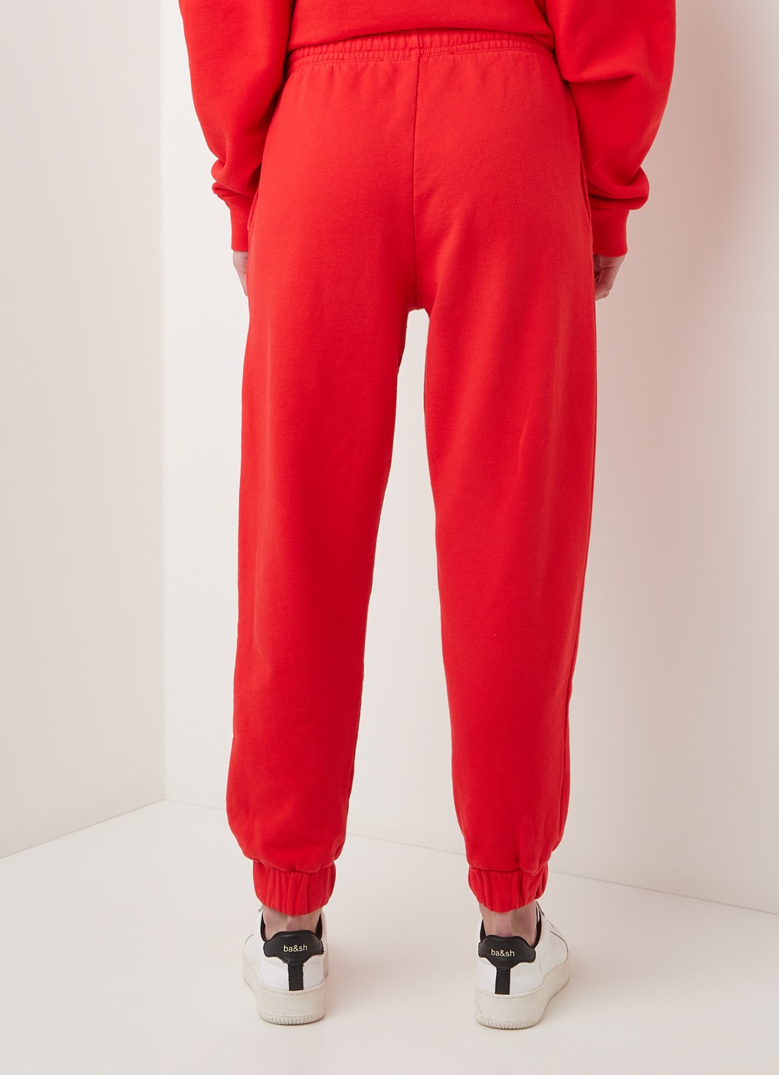 ROTATE Mimi tapered fit joggingbroek van biologisch katoen - achterkant 4 rood