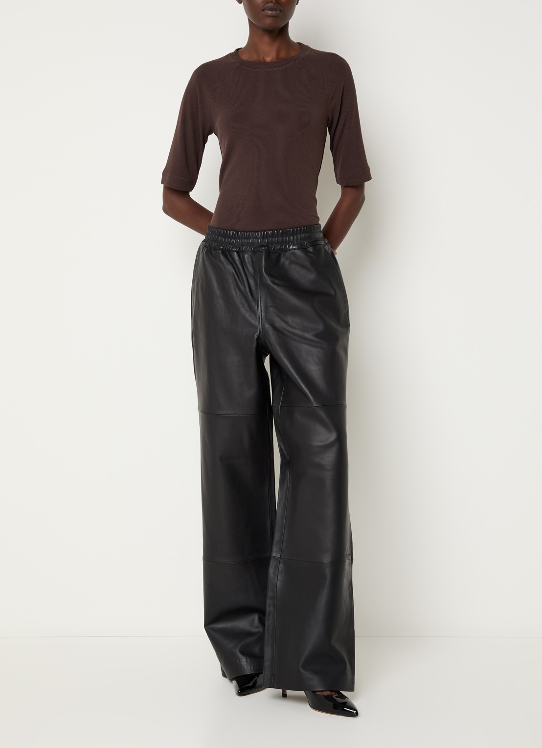 ROUGE EDIT Isabel high waist wide fit broek van imitatieleer - voorkant 4 antraciet