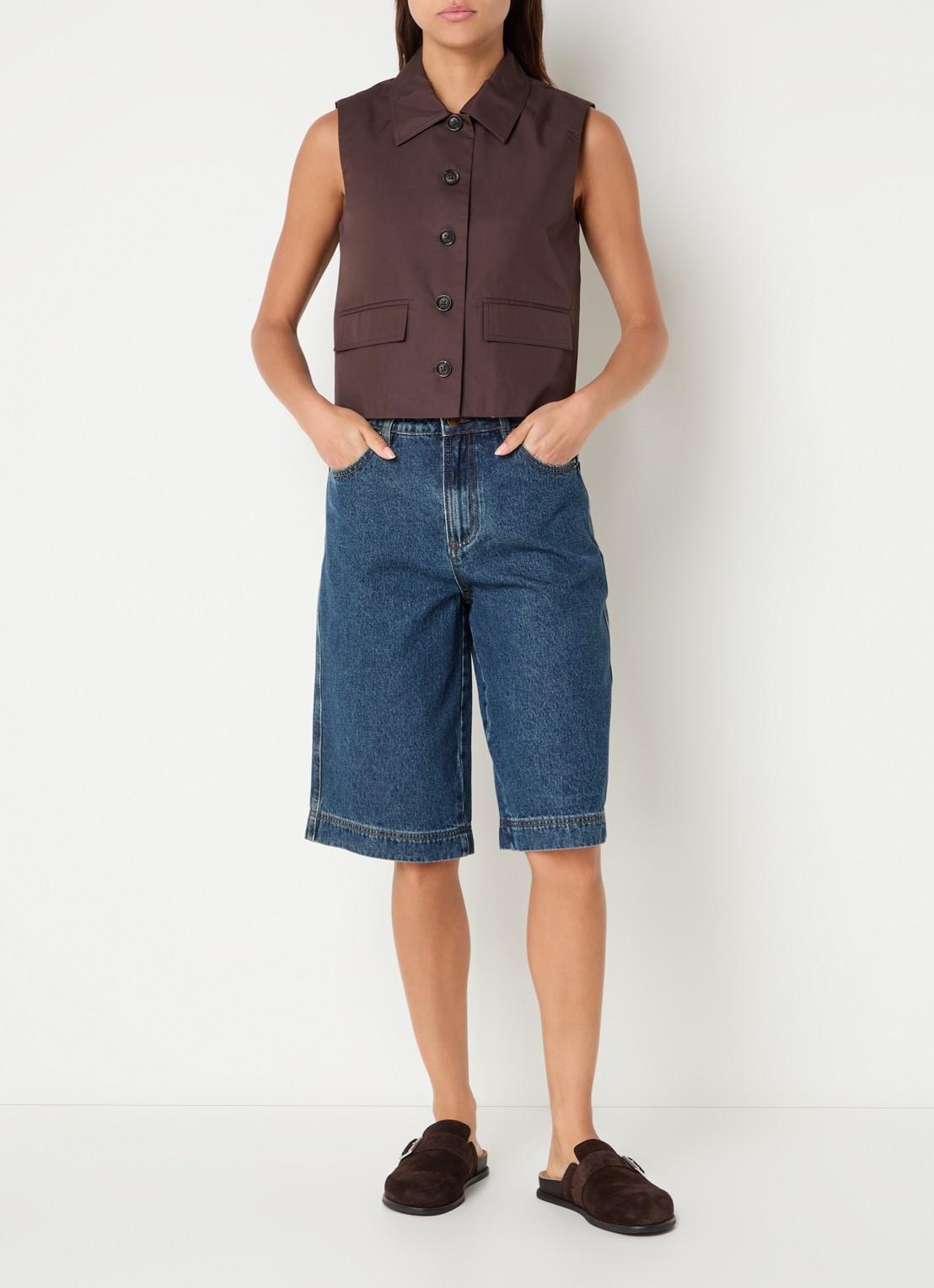 ROUGE EDIT Jolie high waist straight fit korte broek van denim met donkere wassing - voorkant 4 indigo