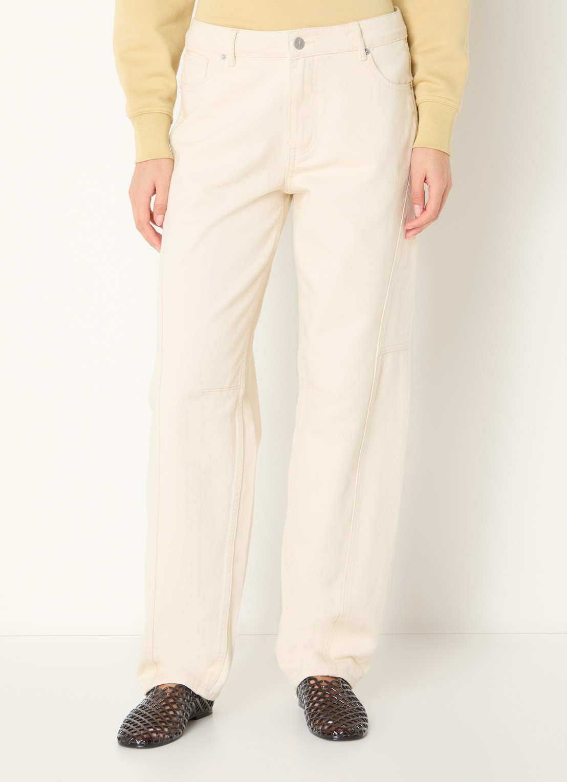 ROUGE EDIT Mae high waist loose fit jeans met gekleurde wassing - detail beige