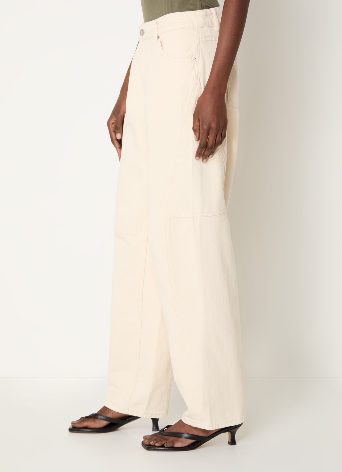 ROUGE EDIT Mae high waist loose fit jeans met gekleurde wassing - detail 4 beige