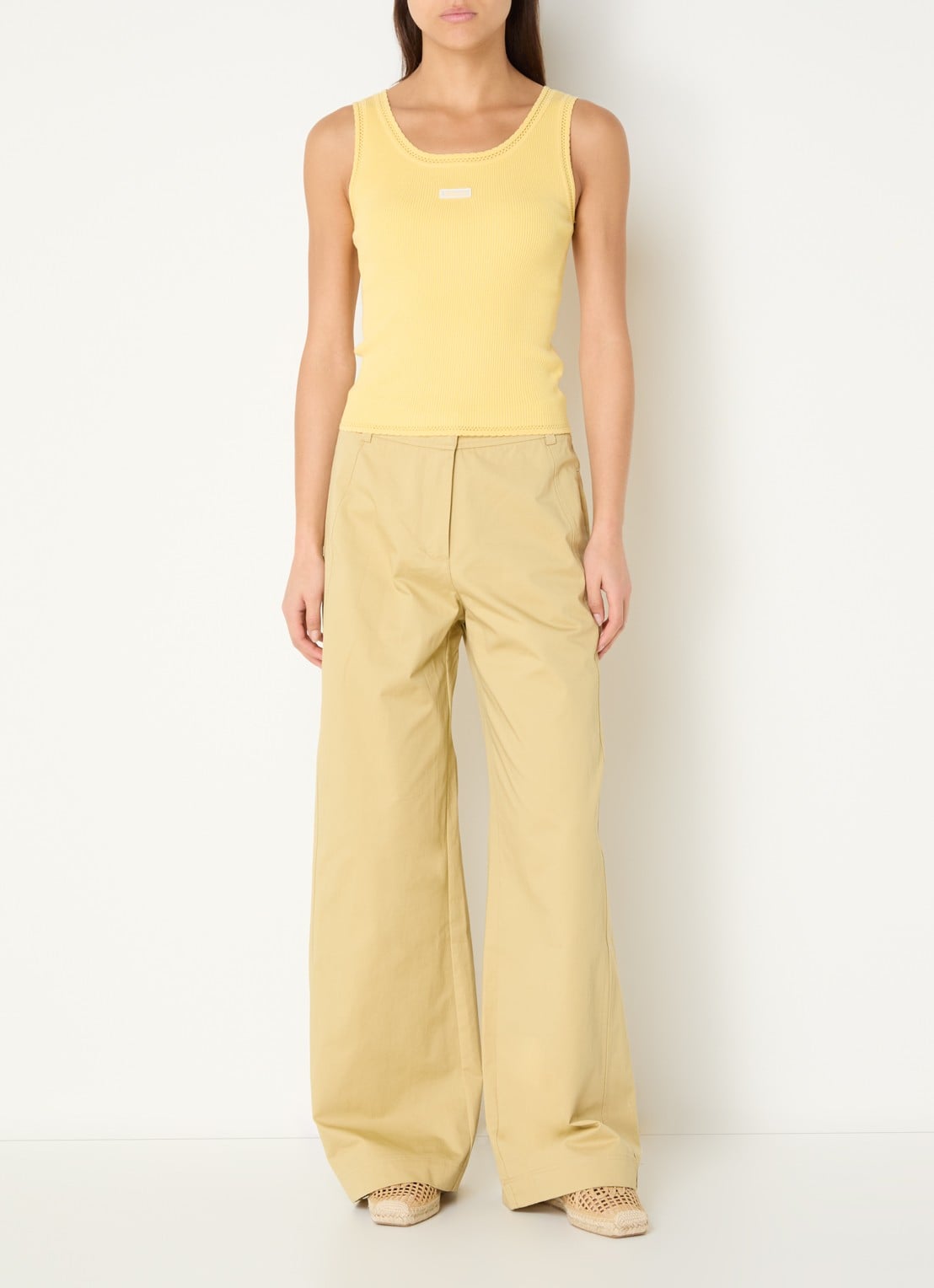 ROUGE EDIT Petra high waist loose fit chino - voorkant 3 beige