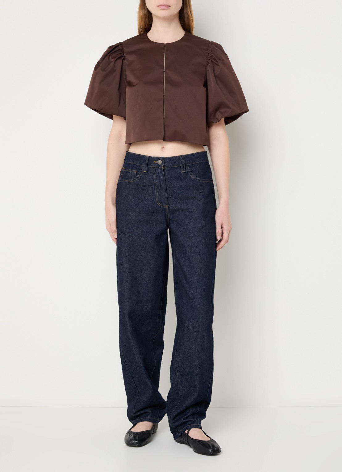 ROUGE EDIT Roudetta blouse met ballonmouw - voorkant 4 donkerbruin