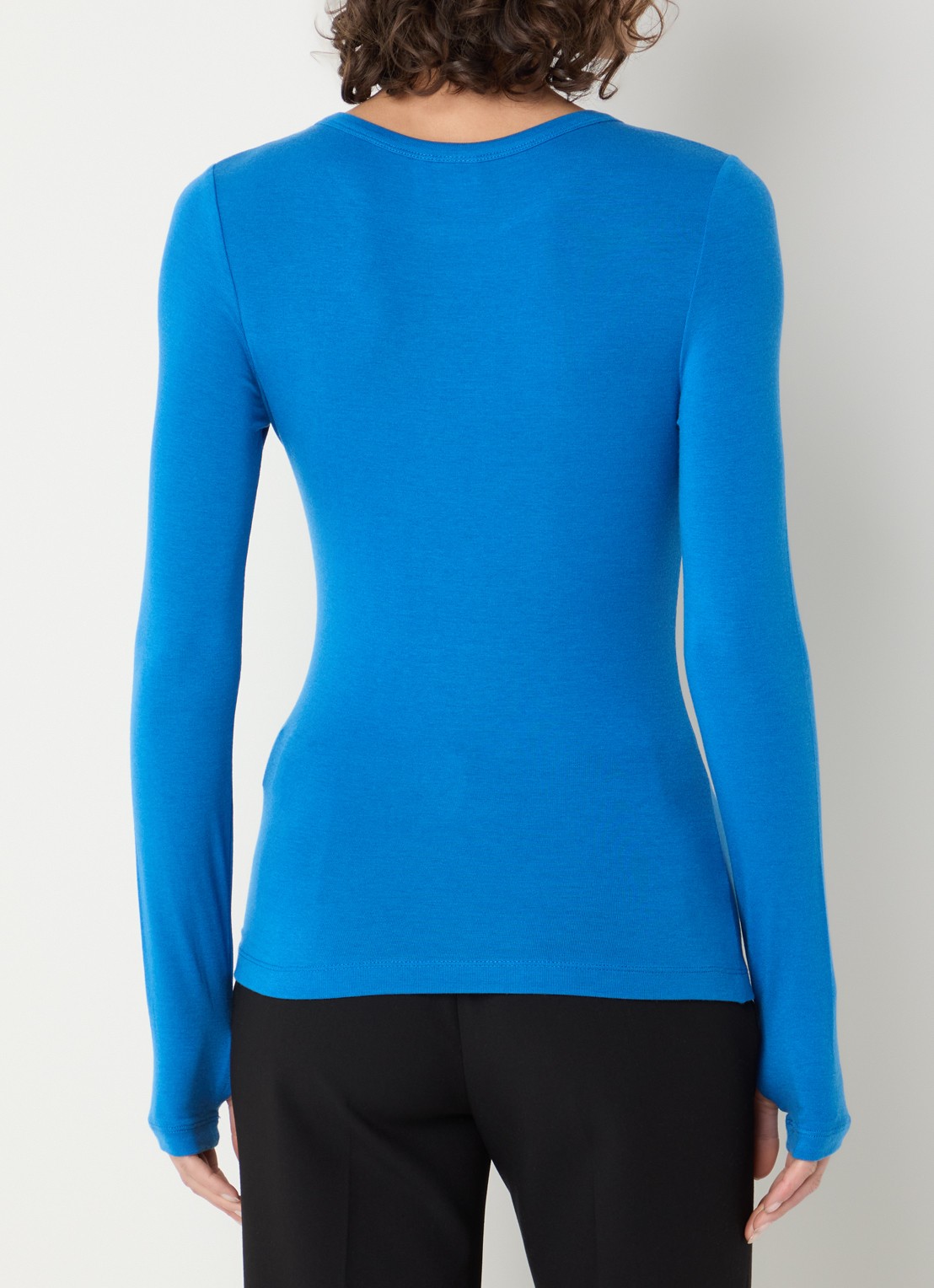 ROUGE EDIT Roumaple longsleeve in wolblend - achterkant blauw