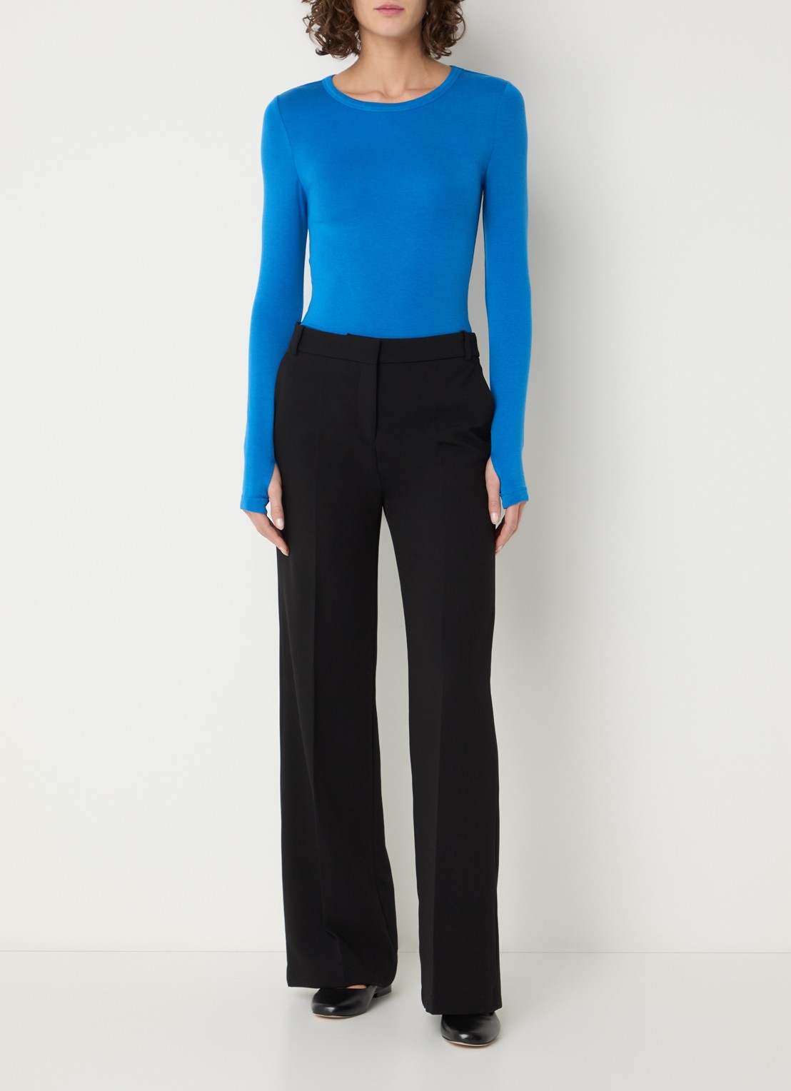 ROUGE EDIT Roumaple longsleeve in wolblend - voorkant 3 blauw