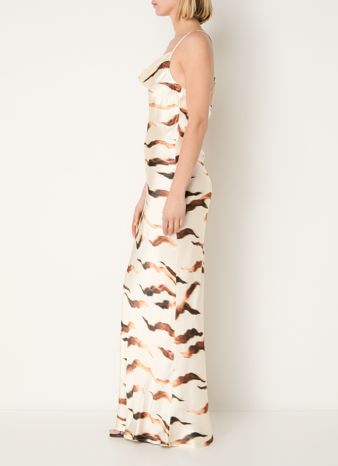 ROUGE EDIT Rousmillas maxi jurk met zebraprint - achterkant 4 creme
