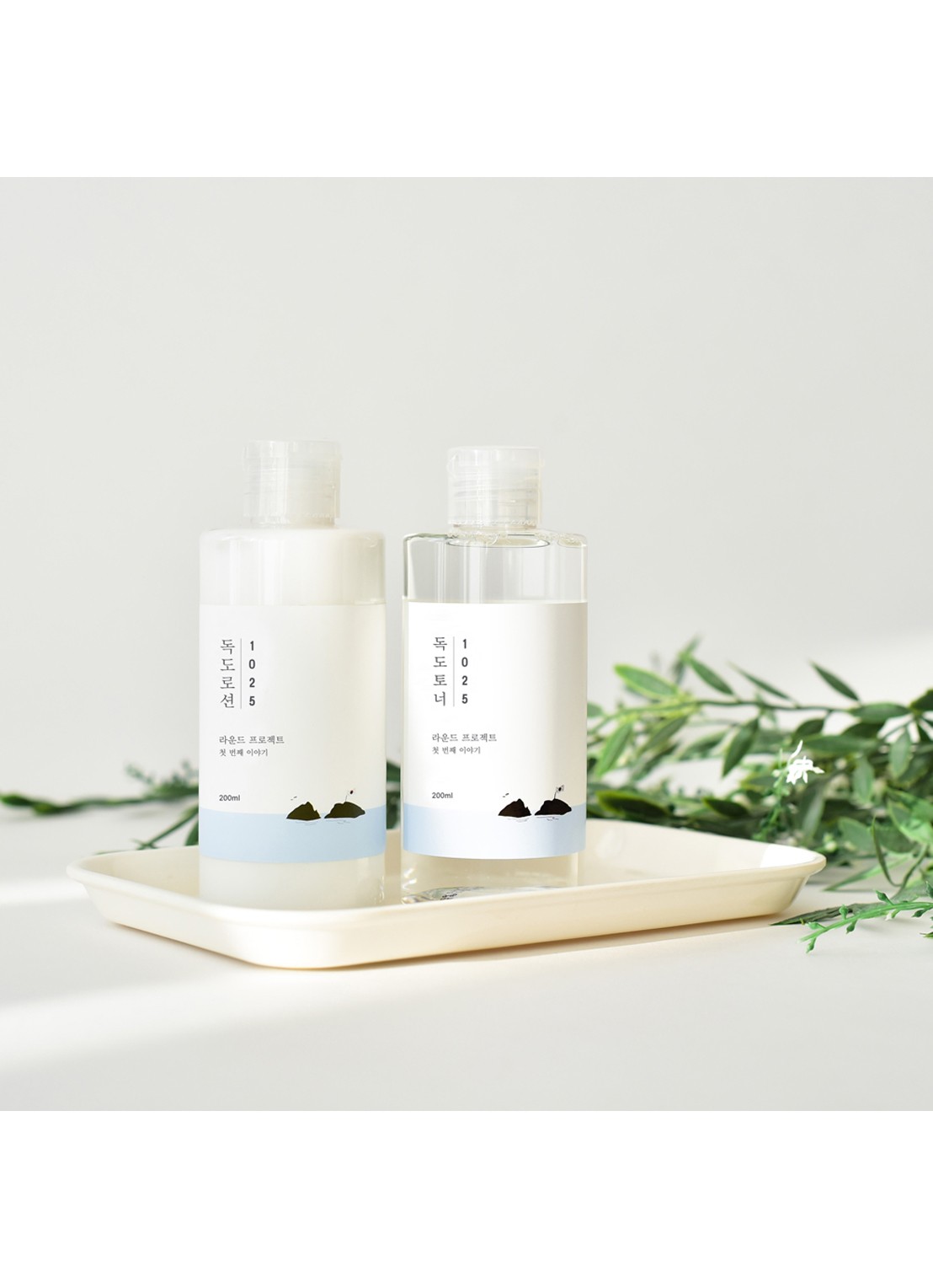 Round Lab 1025 Dokdo Toner + Lotion Duo - verzorgingsset - detail 4 undefined