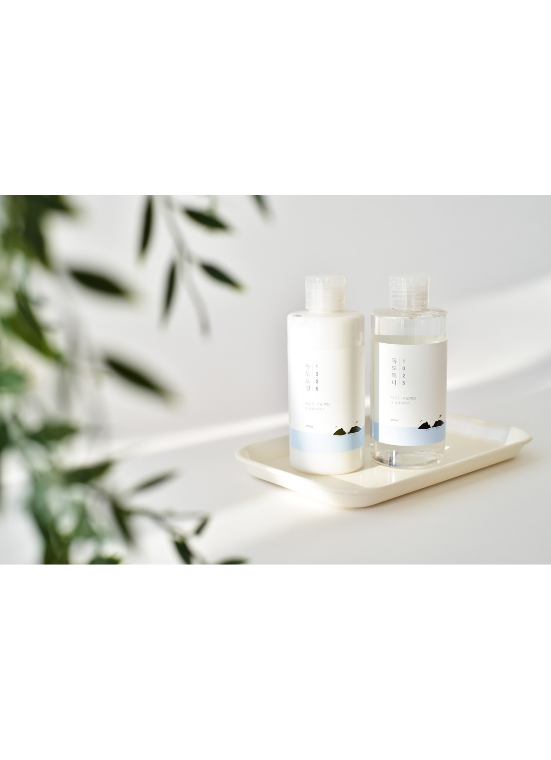 Round Lab 1025 Dokdo Toner + Lotion Duo - verzorgingsset - detail 5 undefined