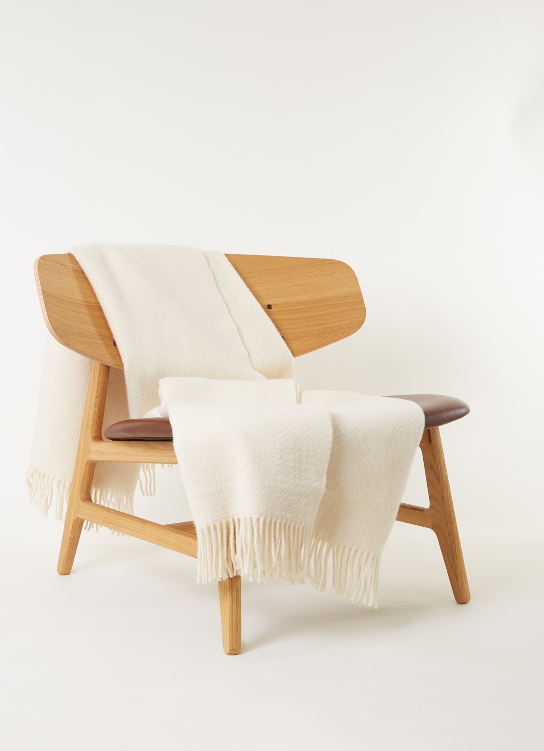 Røros Tweed Kattefot plaid van lamswol 140 x 220 cm - voorkant 3 ivoor