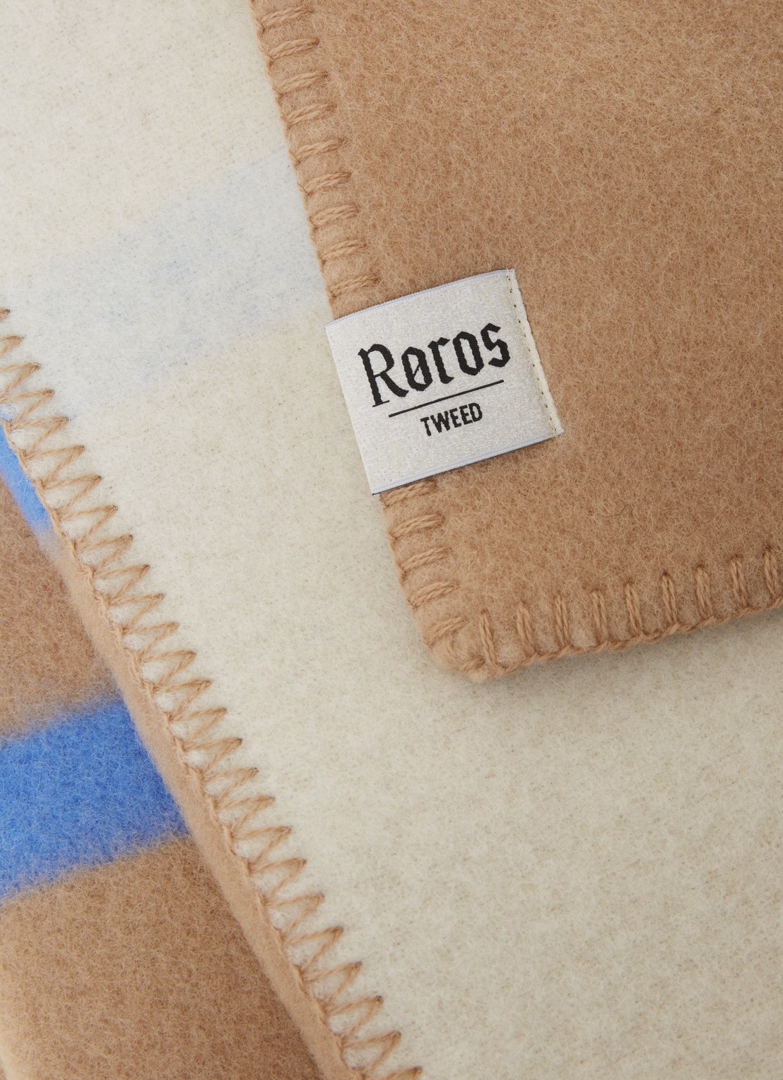 Røros Tweed Knut plaid van lamswol 200 x 135 cm  - detail zand