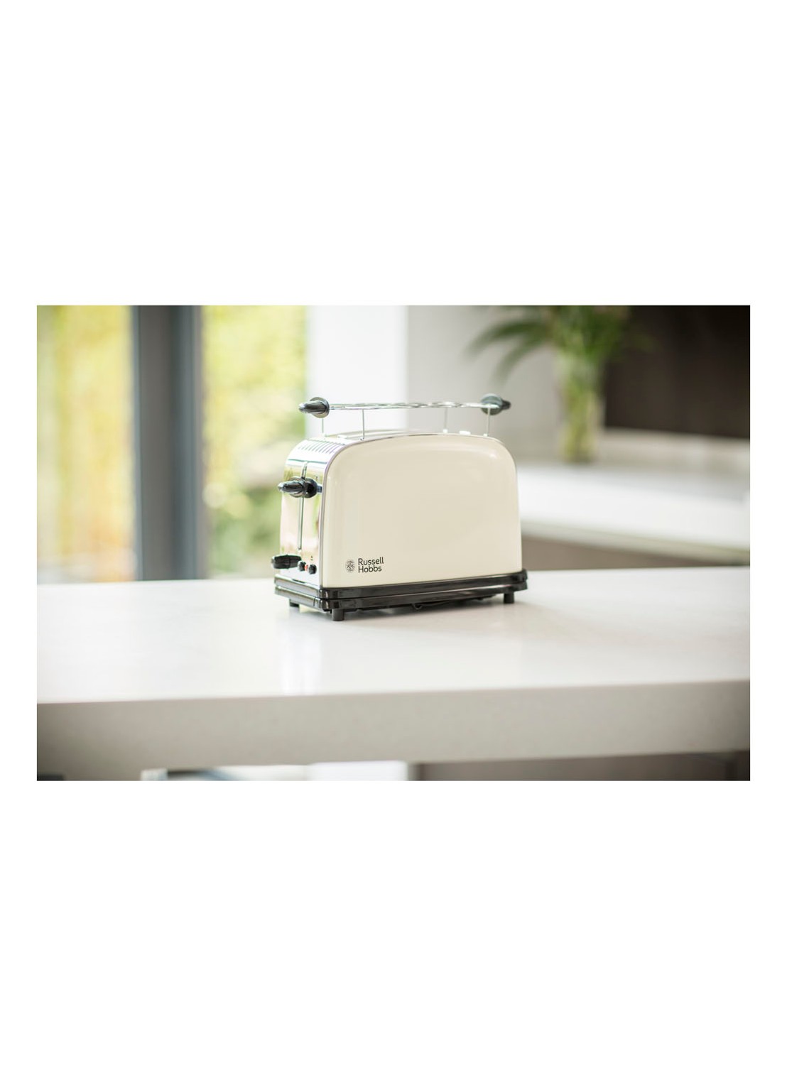 Russell Hobbs Colours Plus Classic broodrooster 2-slots - voorkant 2 creme