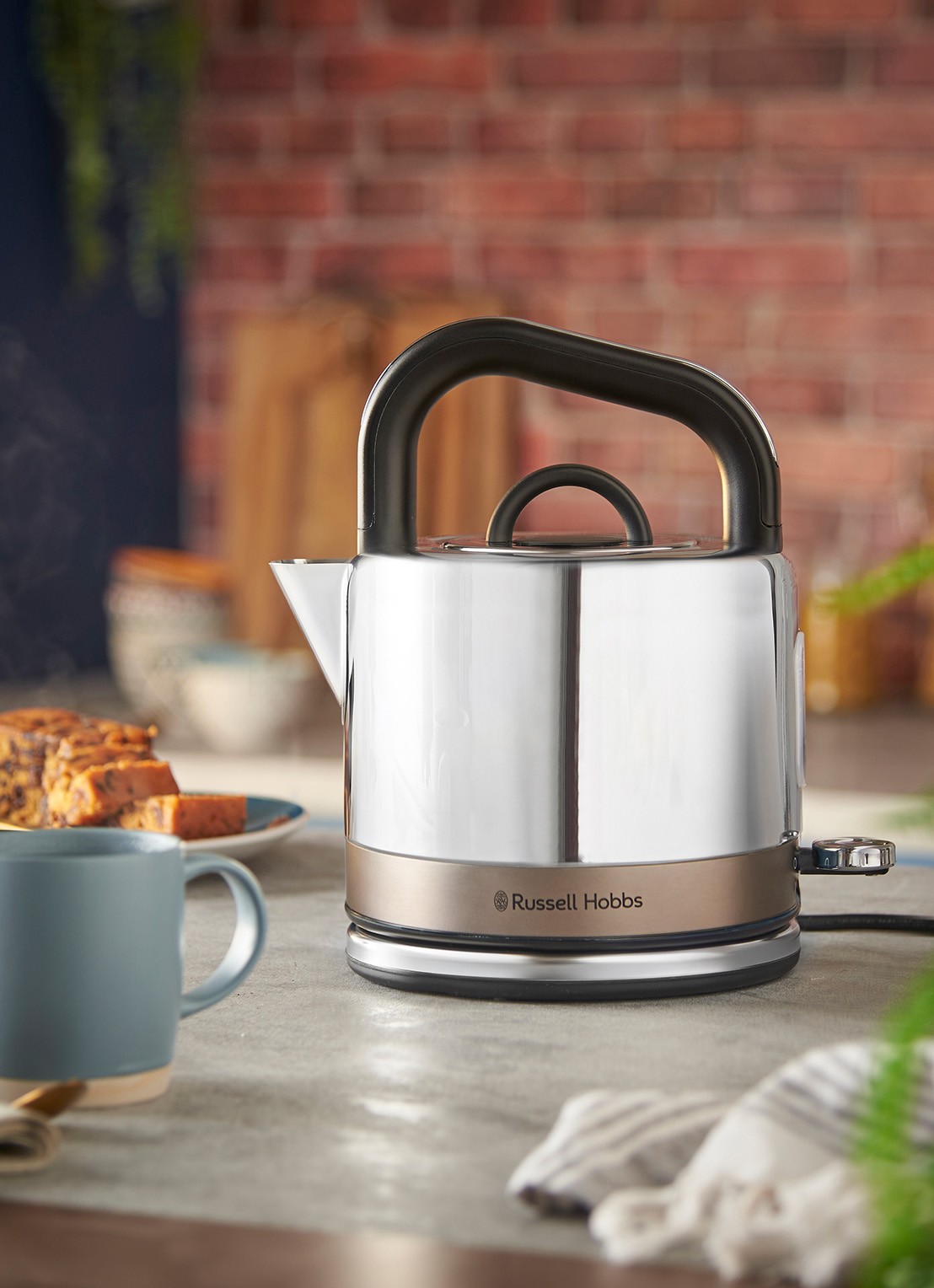 Russell Hobbs Distinctions waterkoker 1,5 liter 26422-70 - voorkant 3 undefined