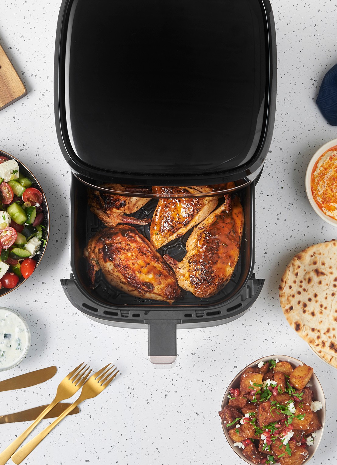 Russell Hobbs Satisfry airfryer 8,3 liter 27630-56 - detail 6 zwart