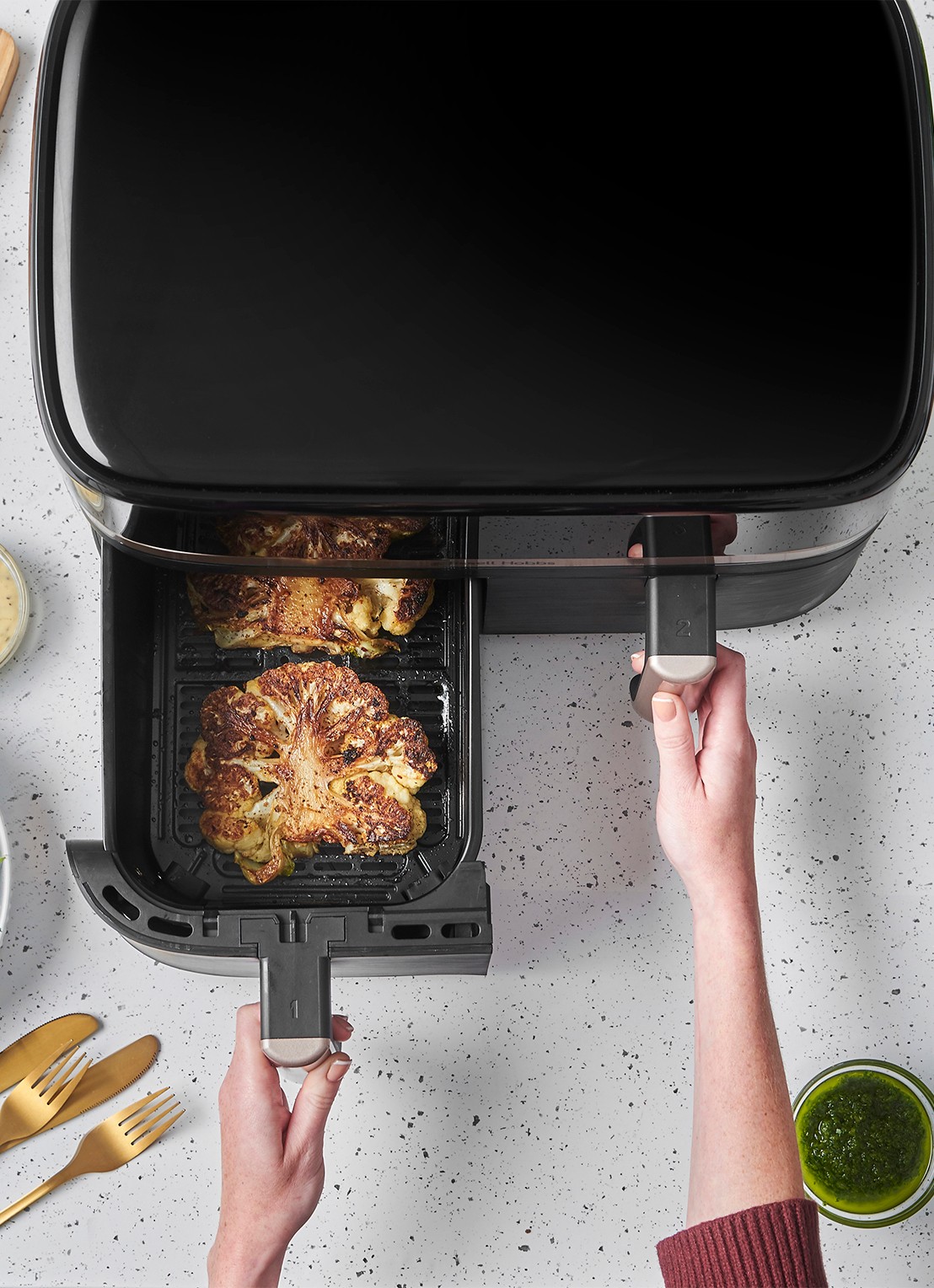 Russell Hobbs Satisfry Dual Basket airfryer 9 liter 27680-56 - detail 7 zwart