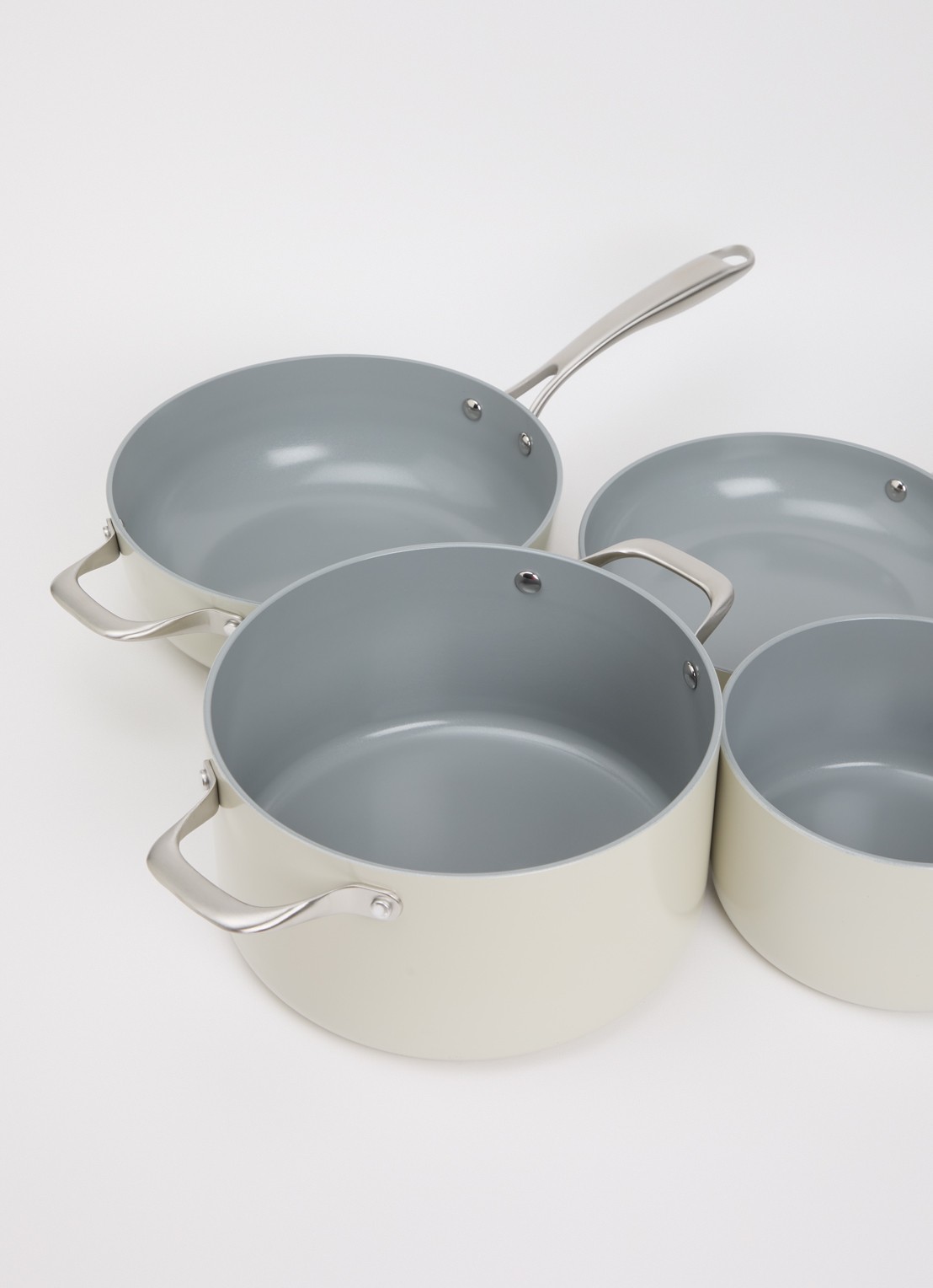 Safecourt Pannenset 4-delig - voorkant 3 beige