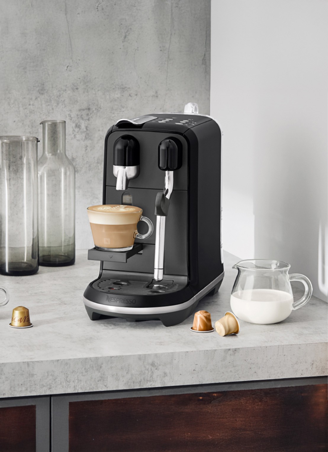 Sage Sage Creatista Uno Nespresso machine SNE500BKS4ENL1 - detail 2 diepzwart