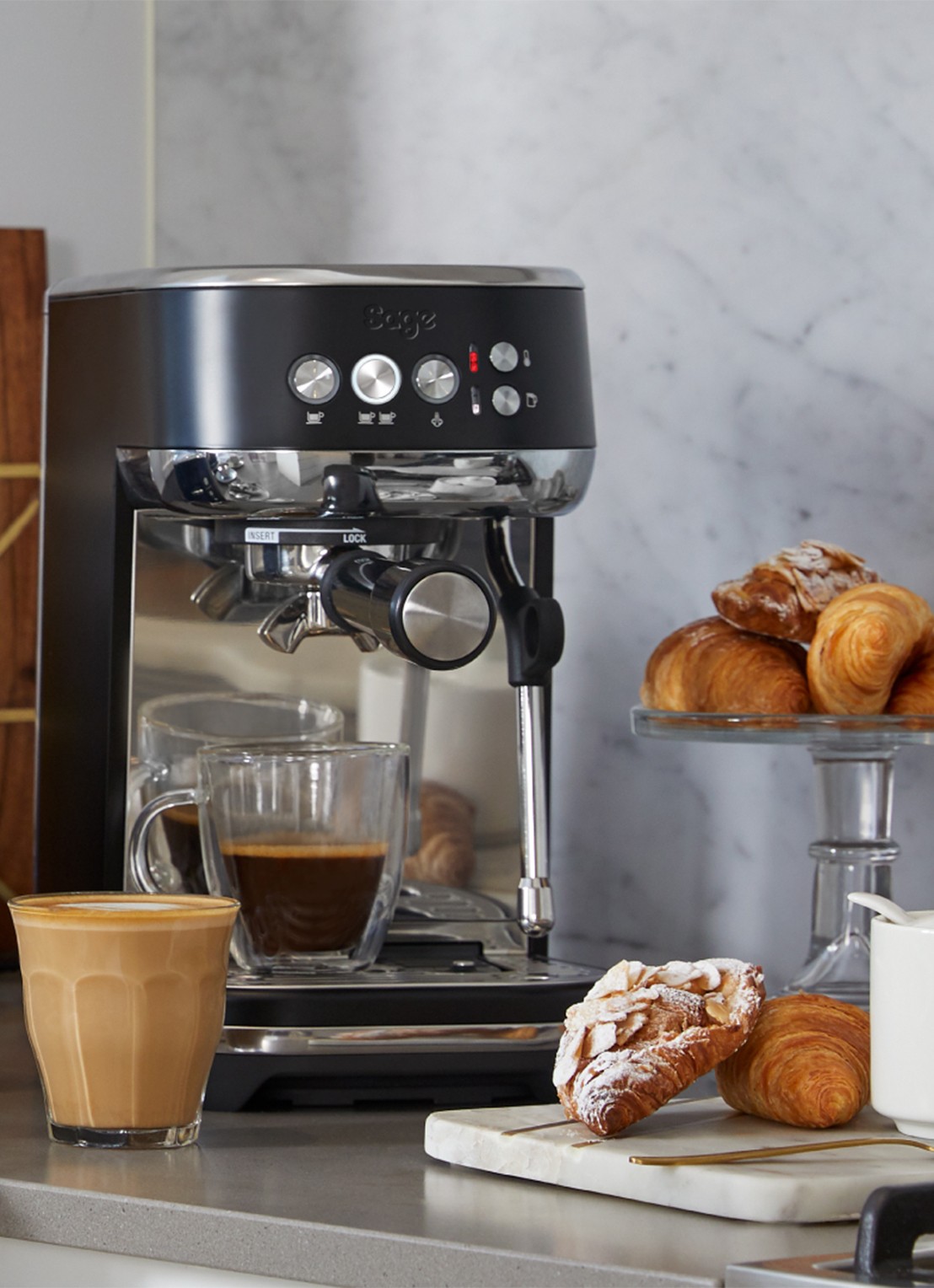 Sage The Bambino Plus espressomachine SES500BTR4 - voorkant 4 zwart