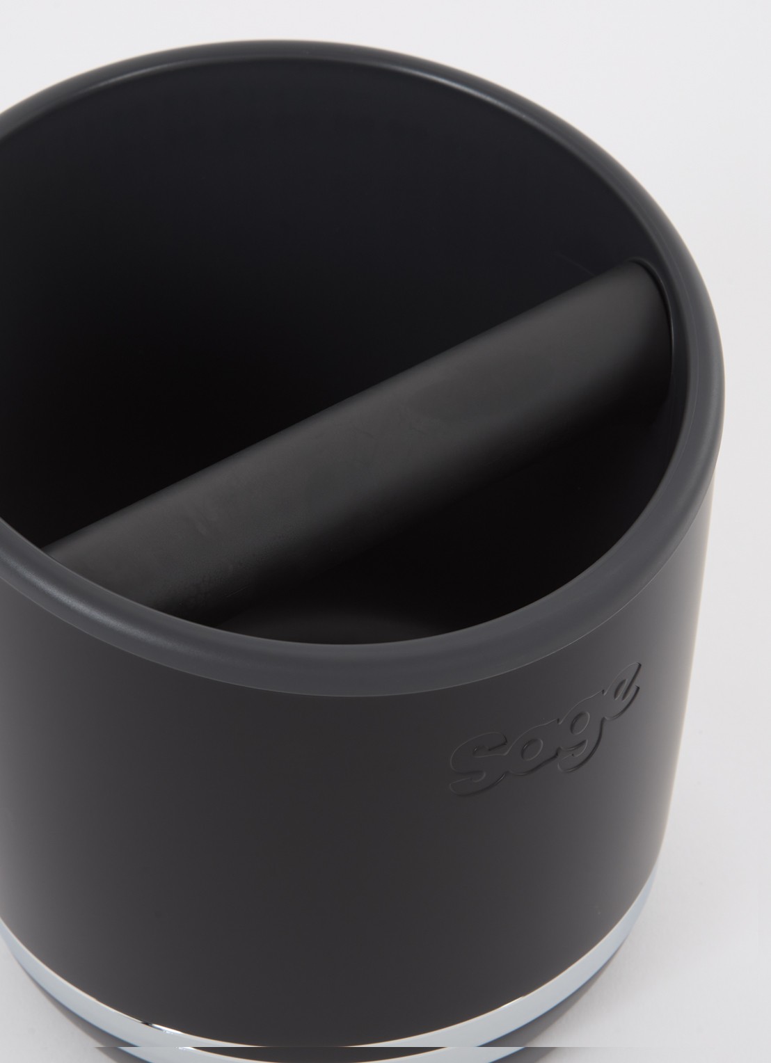 Sage The knock Box 20 koffie uitklopbak 16,5 cm - voorkant 2 zwart