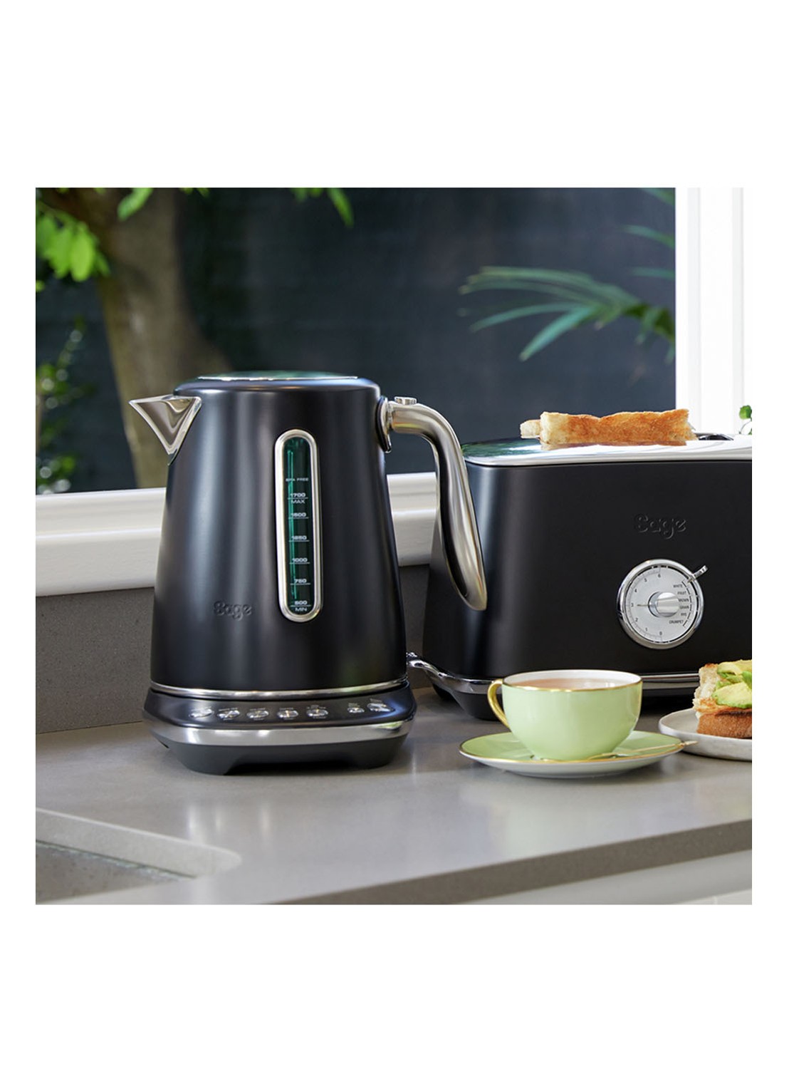 Sage The Soft Top Luxe waterkoker 1,7 liter SKE735BTR  - voorkant 6 zwart