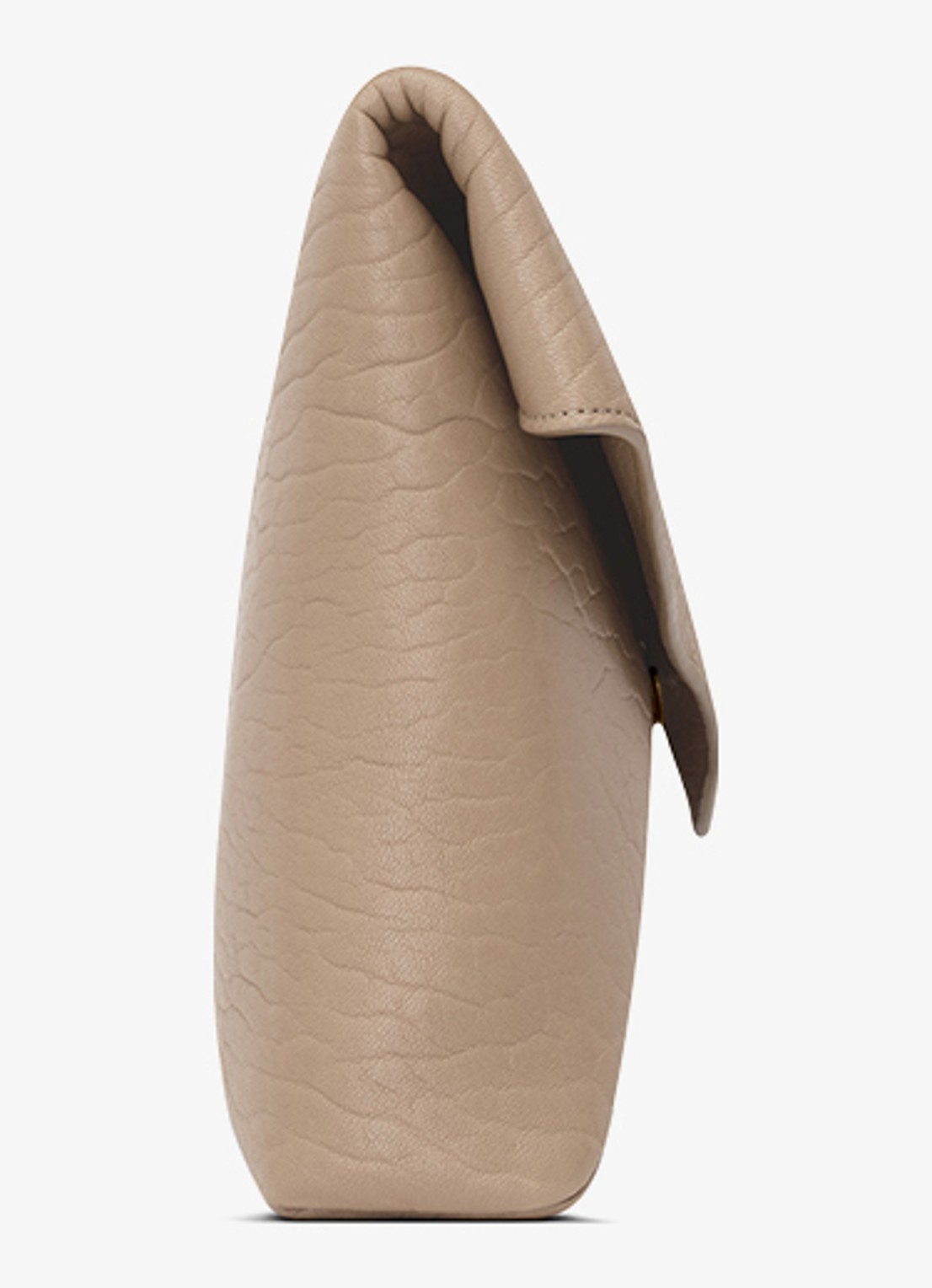 Saint Laurent Cassandre Large clutch van lamsleer - detail 2 lichtbruin