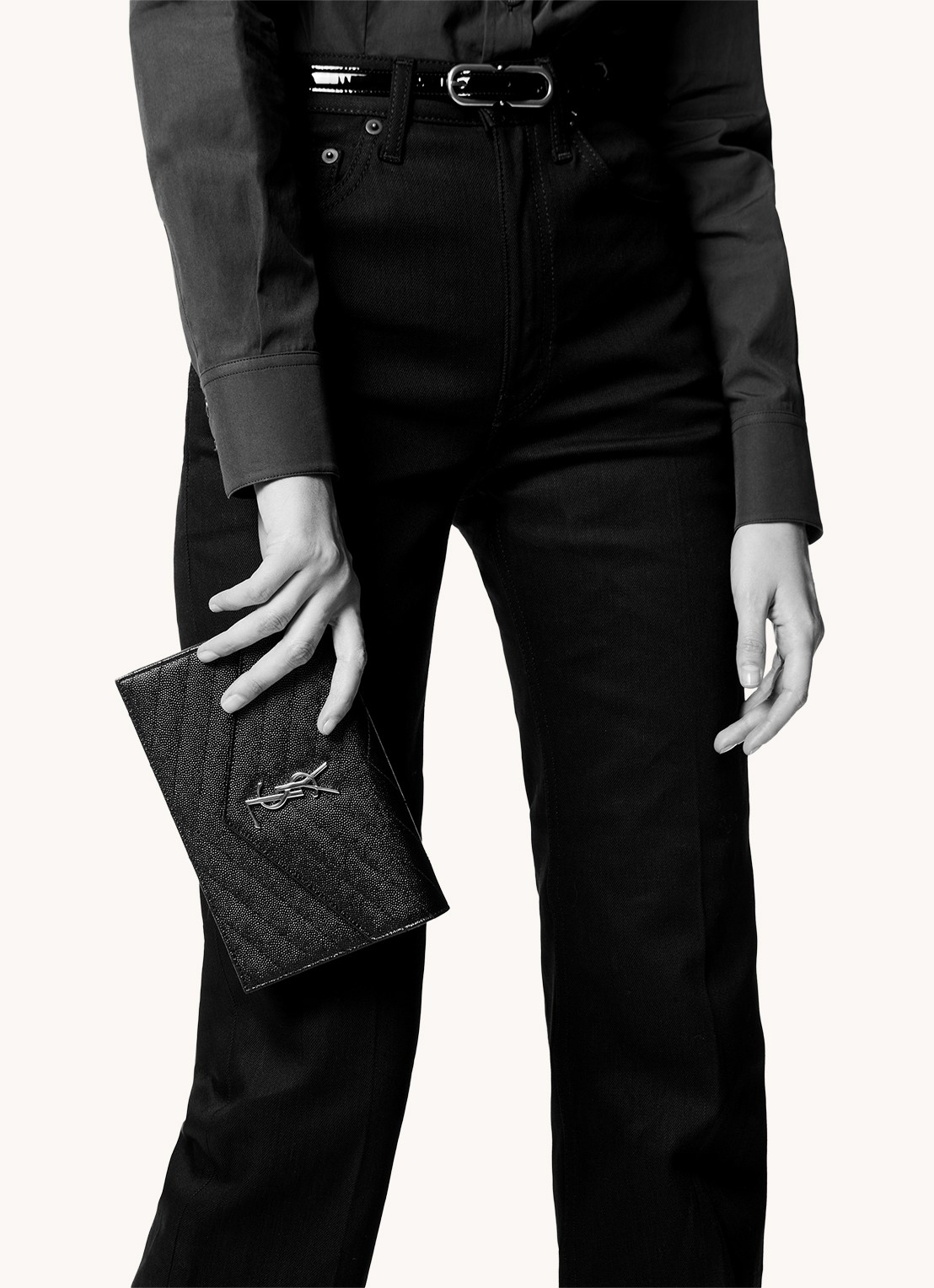 Saint Laurent Cassandre Matelassé portemonnee van lamsleer met schouderriem - detail 5 gebroken wit