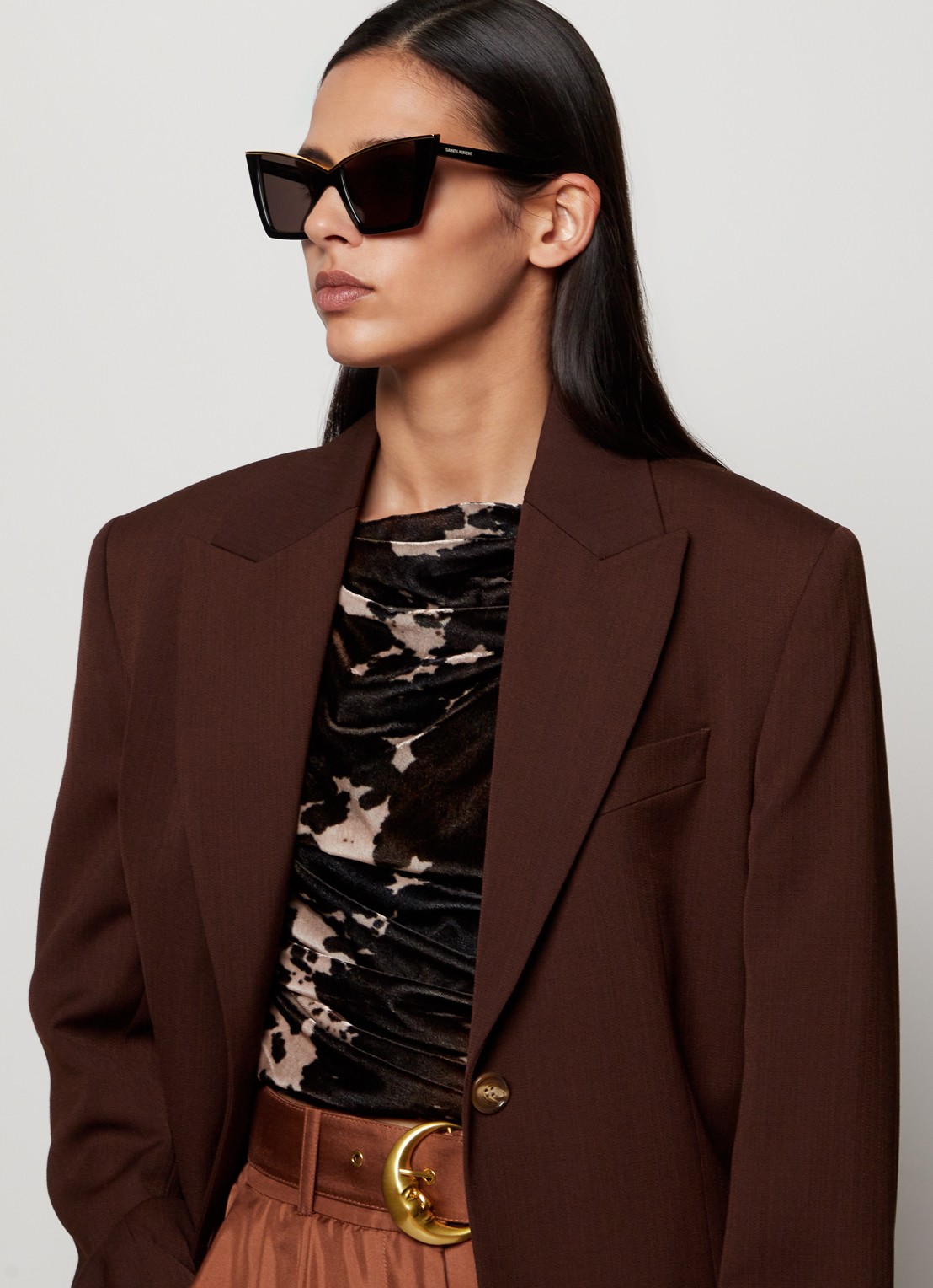 Saint Laurent Cat Eye zonnebril SL 570 - voorkant 5 zwart