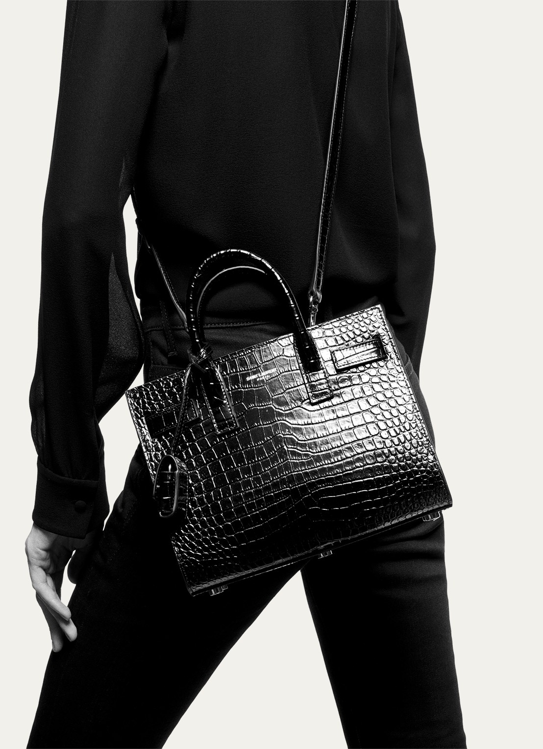 Saint Laurent Sac de Jour Nano handtas van kalfsleer met crocostructuur - detail 2 zwart