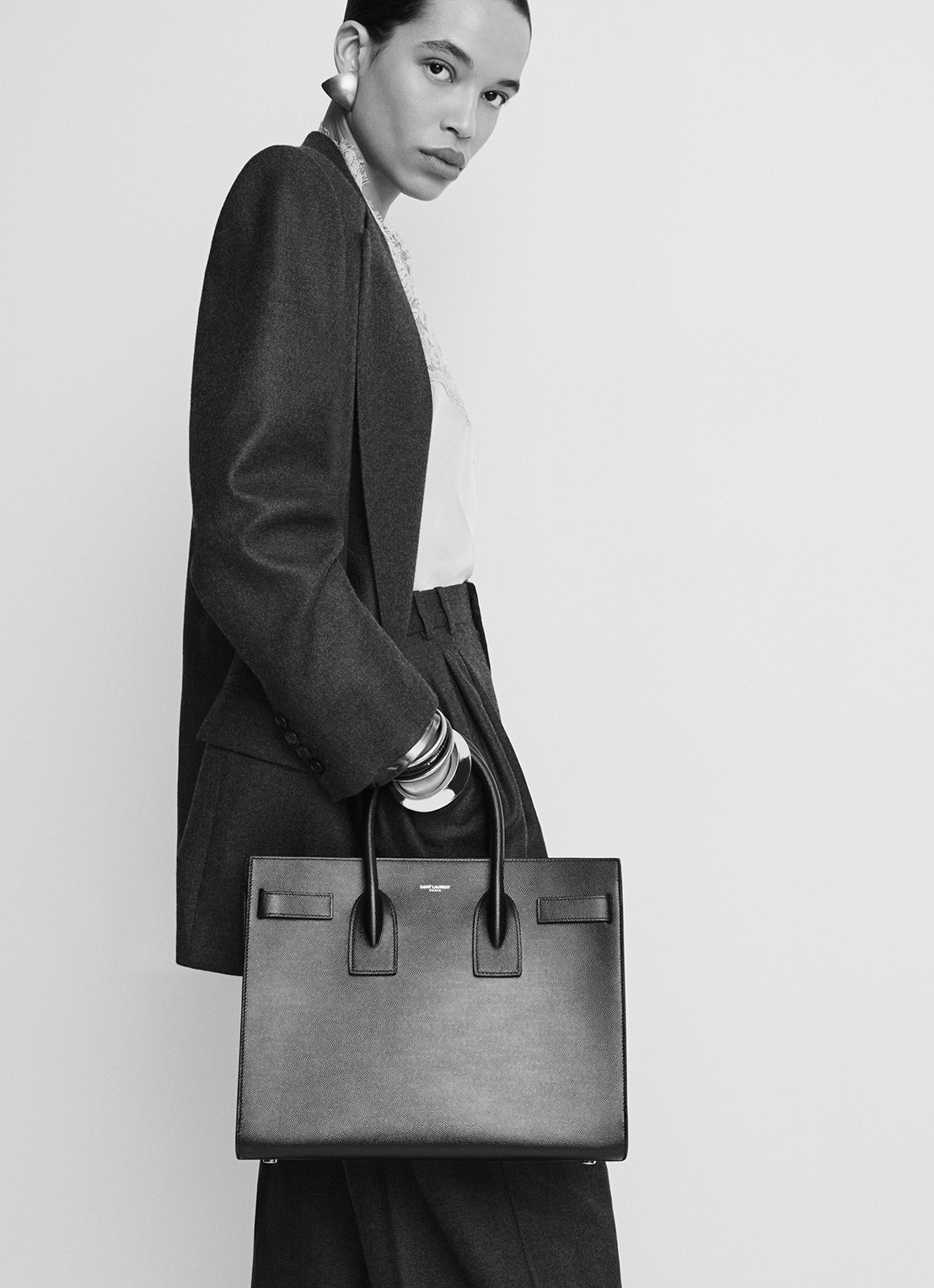 Saint Laurent Sac De Jour Small handtas van kalfsleer - detail 2 grijs