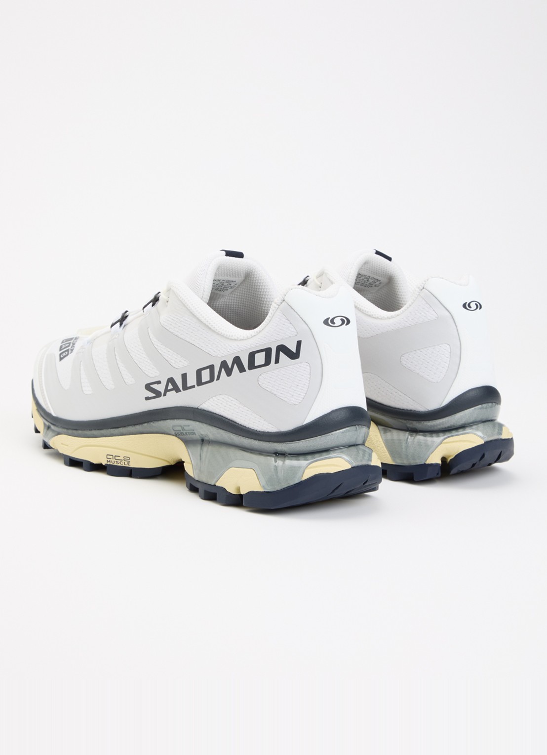 Salomon XT-4 sneaker met logo - achterkant 2 wit