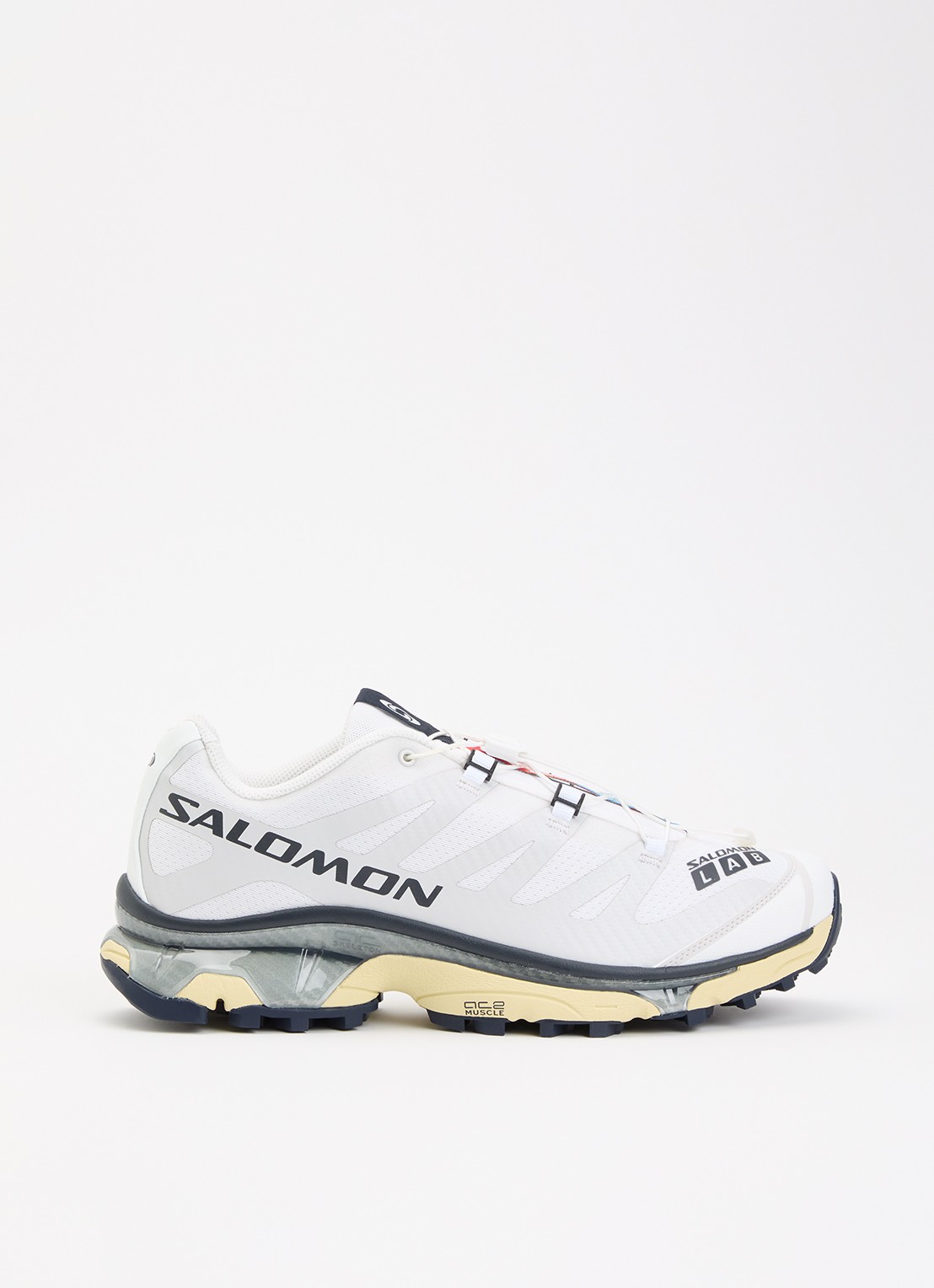 Salomon XT-4 sneaker met logo - voorkant wit