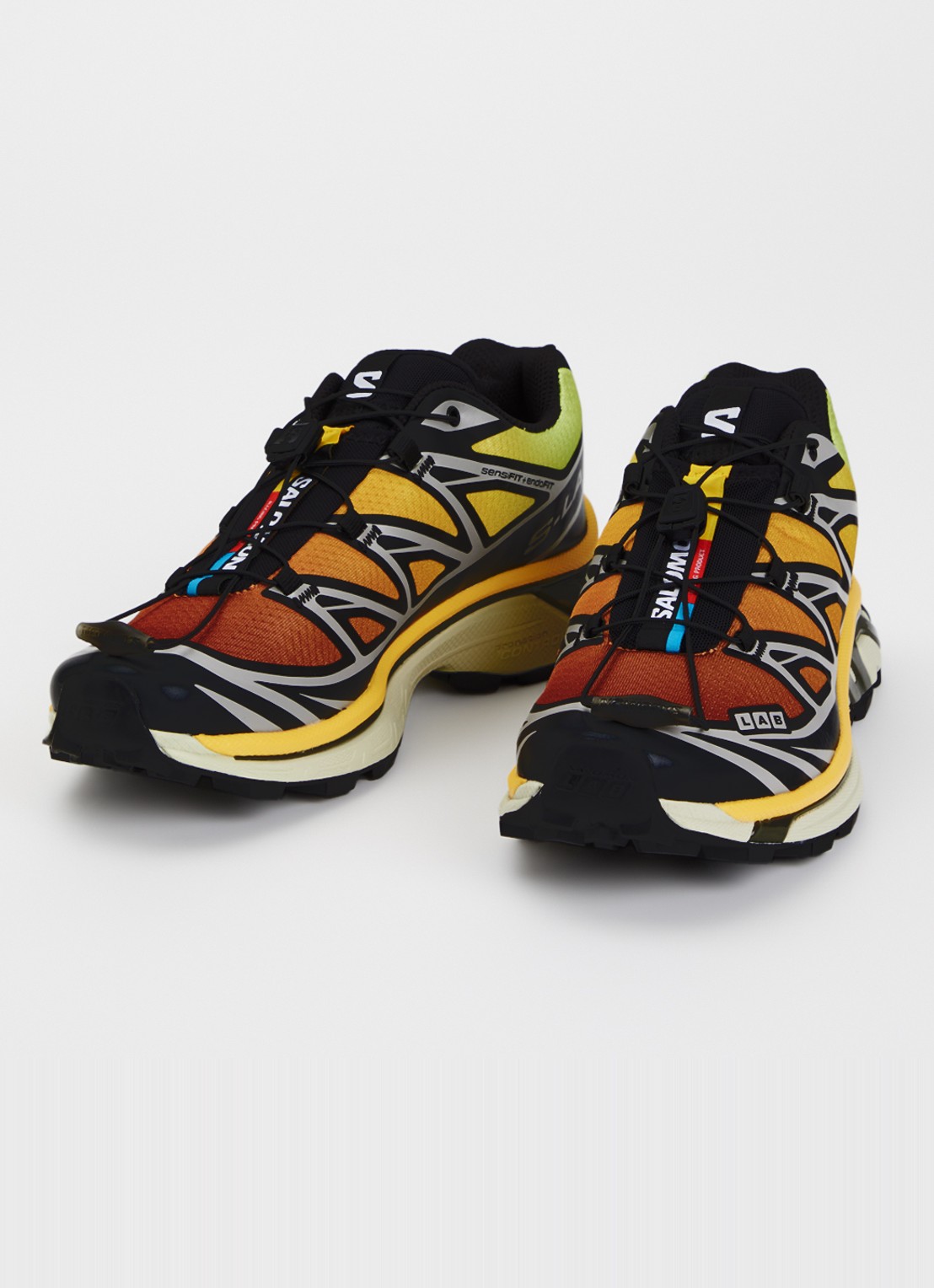 Salomon XT-6 sneaker met mesh details en logo - detail zwart