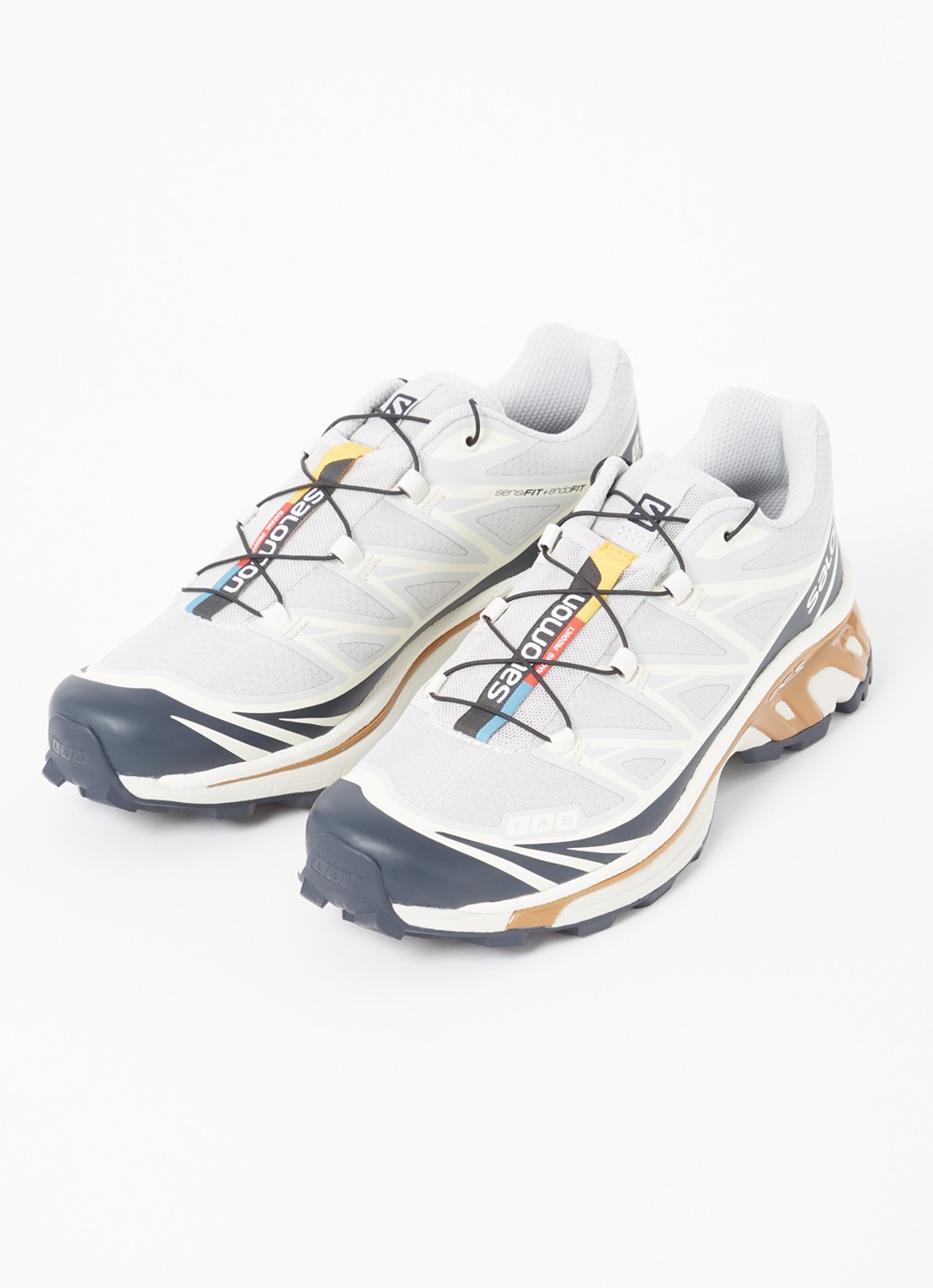 Salomon XT-6 sneaker met mesh details  - detail 2 lichtgrijs