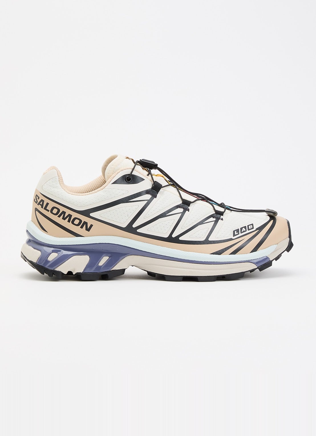 Salomon XT-6 sneaker met mesh details - voorkant gebroken wit