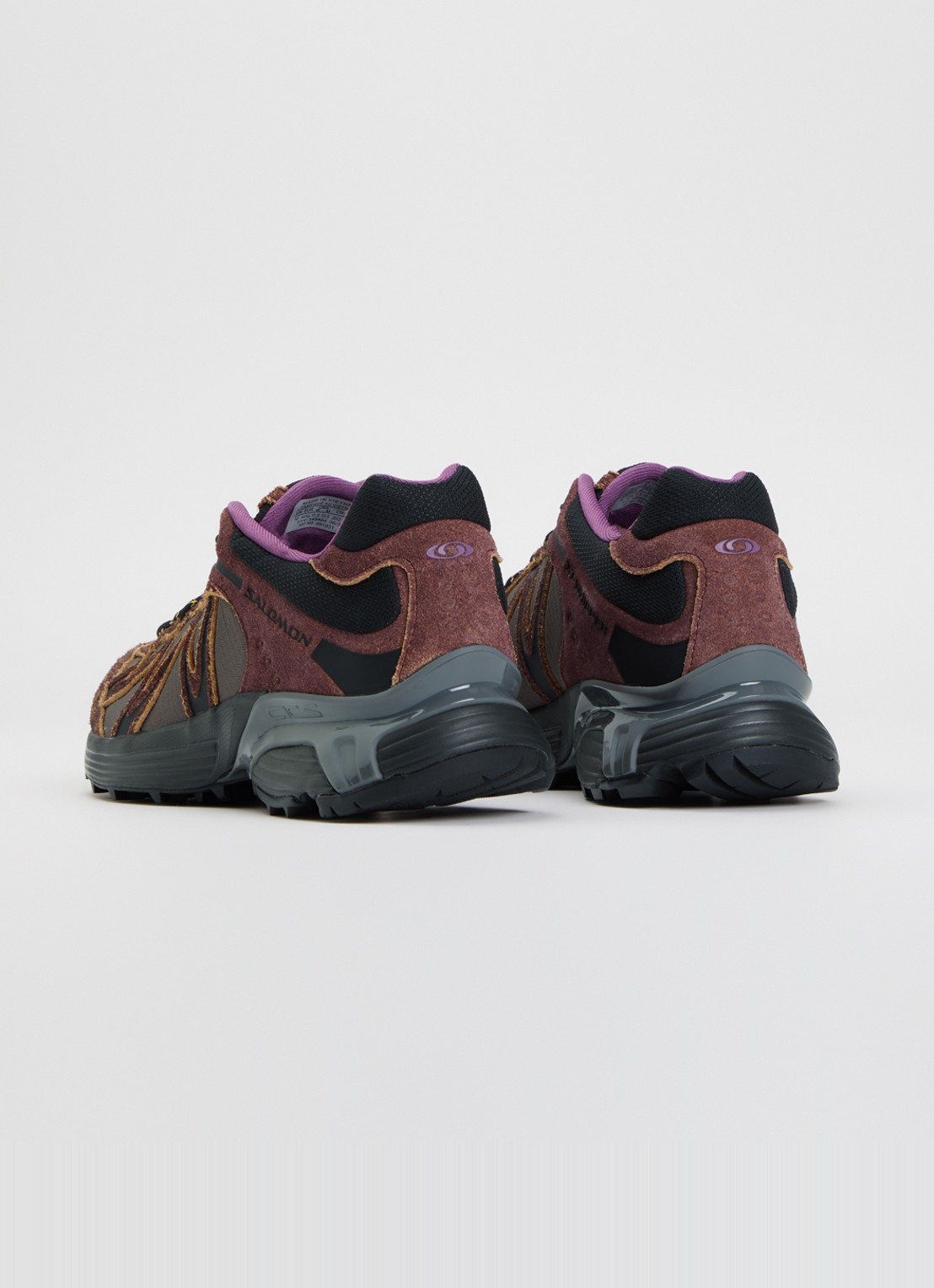 Salomon XT-Whisper Expedition sneaker van mesh met details van suède - achterkant 4 aubergine