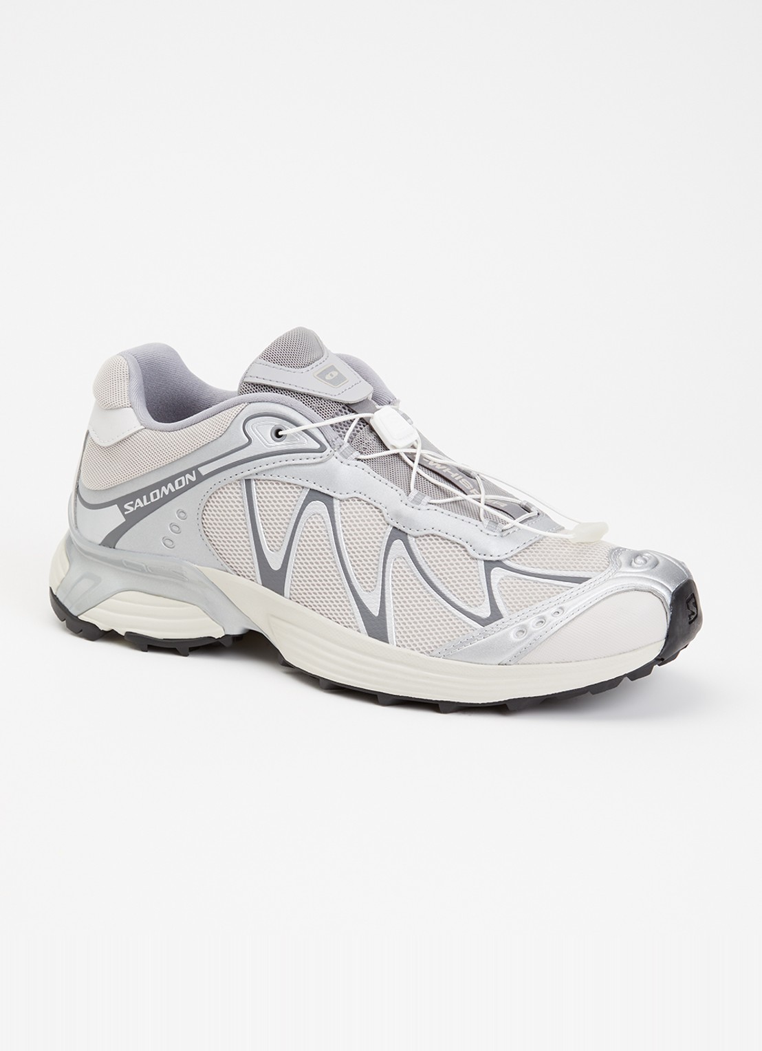 Salomon XT-Whisper sneaker met details van mesh - voorkant 4 zilver