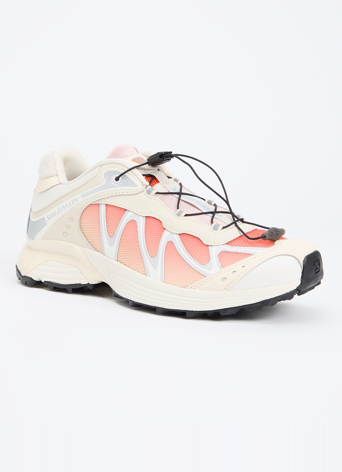 Salomon XT-Whisper sneaker met mesh details - voorkant 2 zalmroze