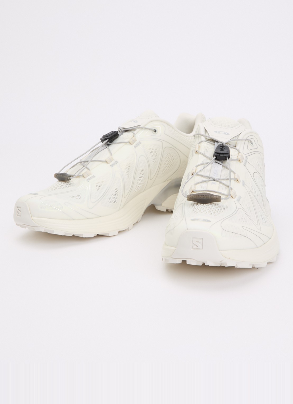 Salomon XT-Whisper Void sneaker met metallic finish - detail 2 gebroken wit