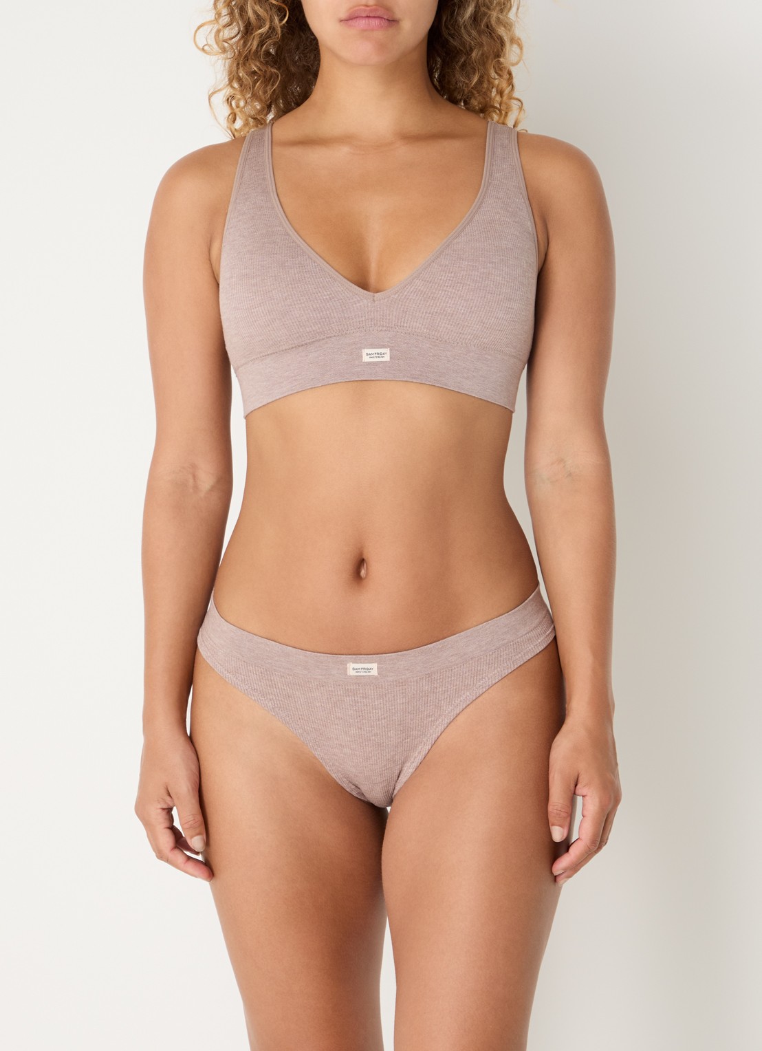 Sam Friday Lucy slip met ribstructuur - detail lichtbruin