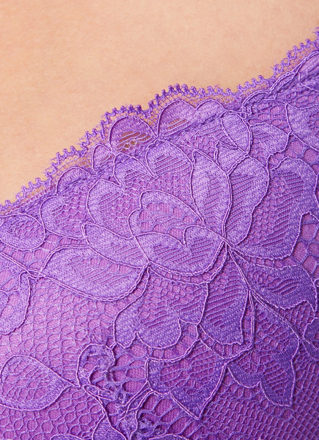 Sam Friday Polly push up bh met overlay van kant - detail 3 paars