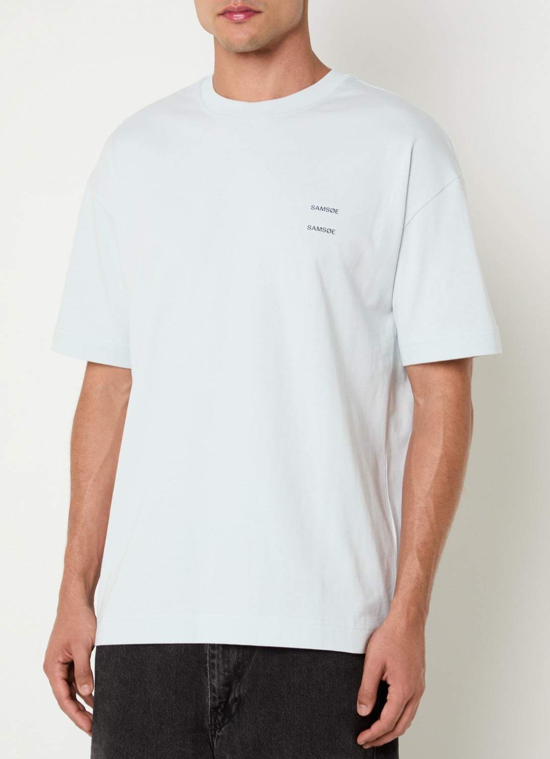 SAMSØE SAMSØE Joel T-shirt met logo - detail 4 lichtbruin
