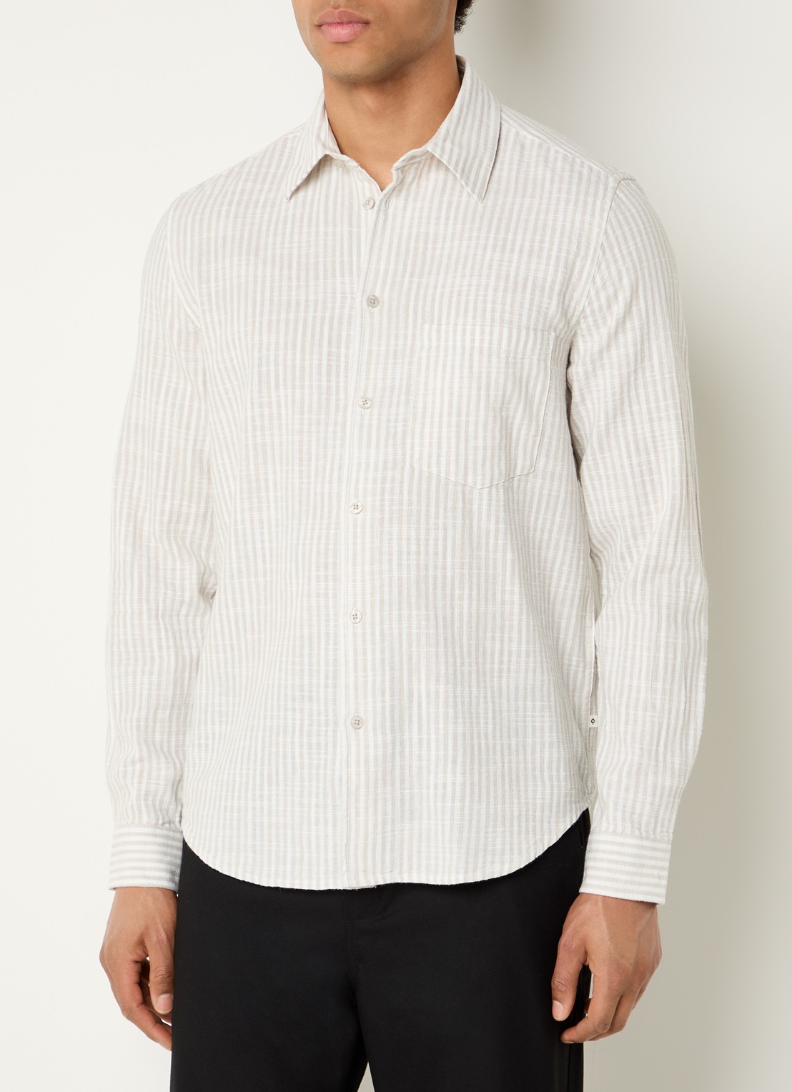 SAMSØE SAMSØE Liam regular fit overhemd met streepprint - detail 2 beige