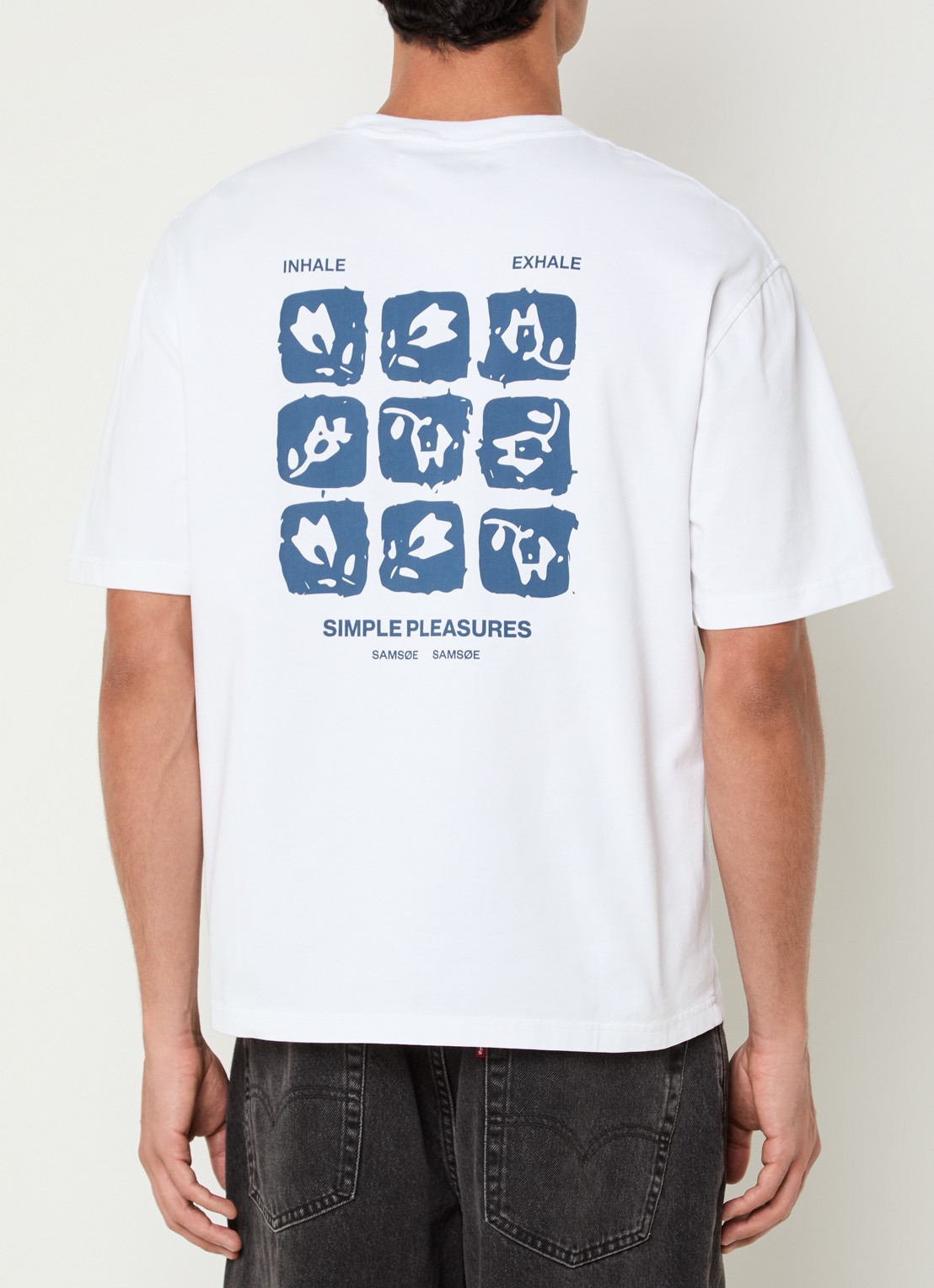SAMSØE SAMSØE Sacohen T-shirt met logo- en backprint - detail 2 wit