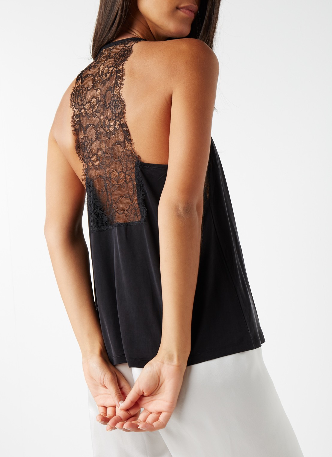 SAMSØE SAMSØE Slipin cupro singlet met kanten inzet - detail 2 zwart