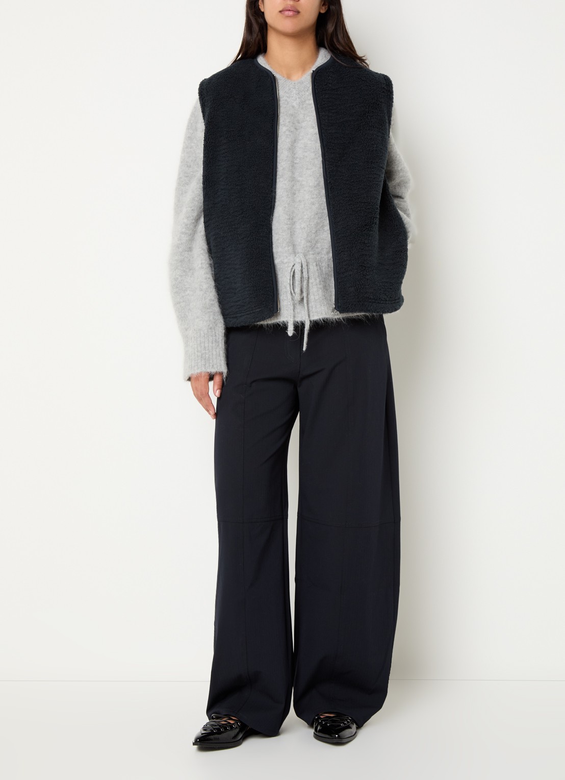 SAMSØE SAMSØE Saautum gilet van teddy met steekzakken - voorkant 3 donkerblauw