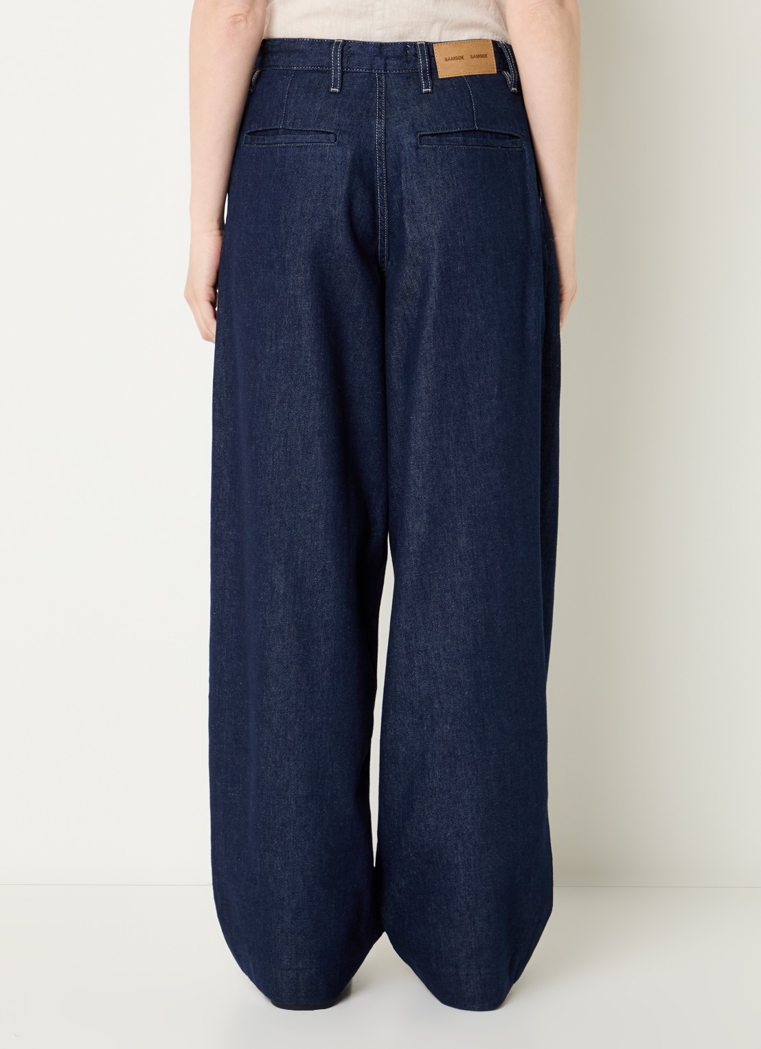 SAMSØE SAMSØE Saharper high waist loose fit jeans met donkere wassing - achterkant 3 indigo