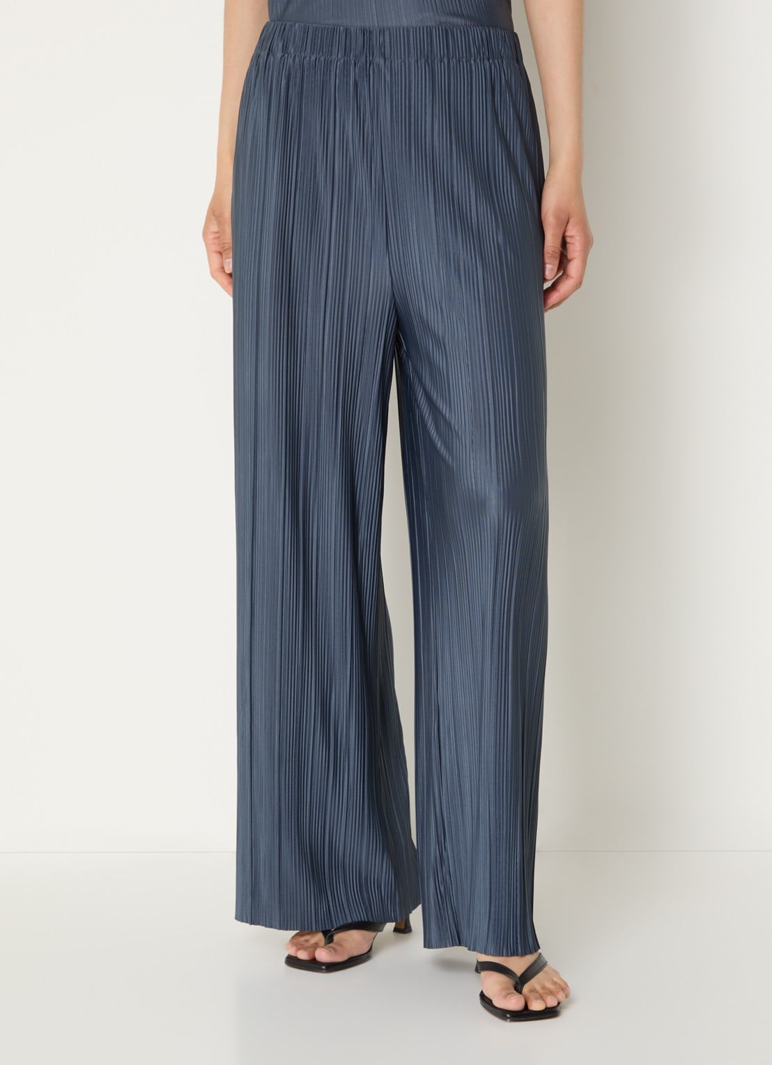 SAMSØE SAMSØE Uma high waist straight fit broek met steekzakken  - detail 4 blauwgrijs